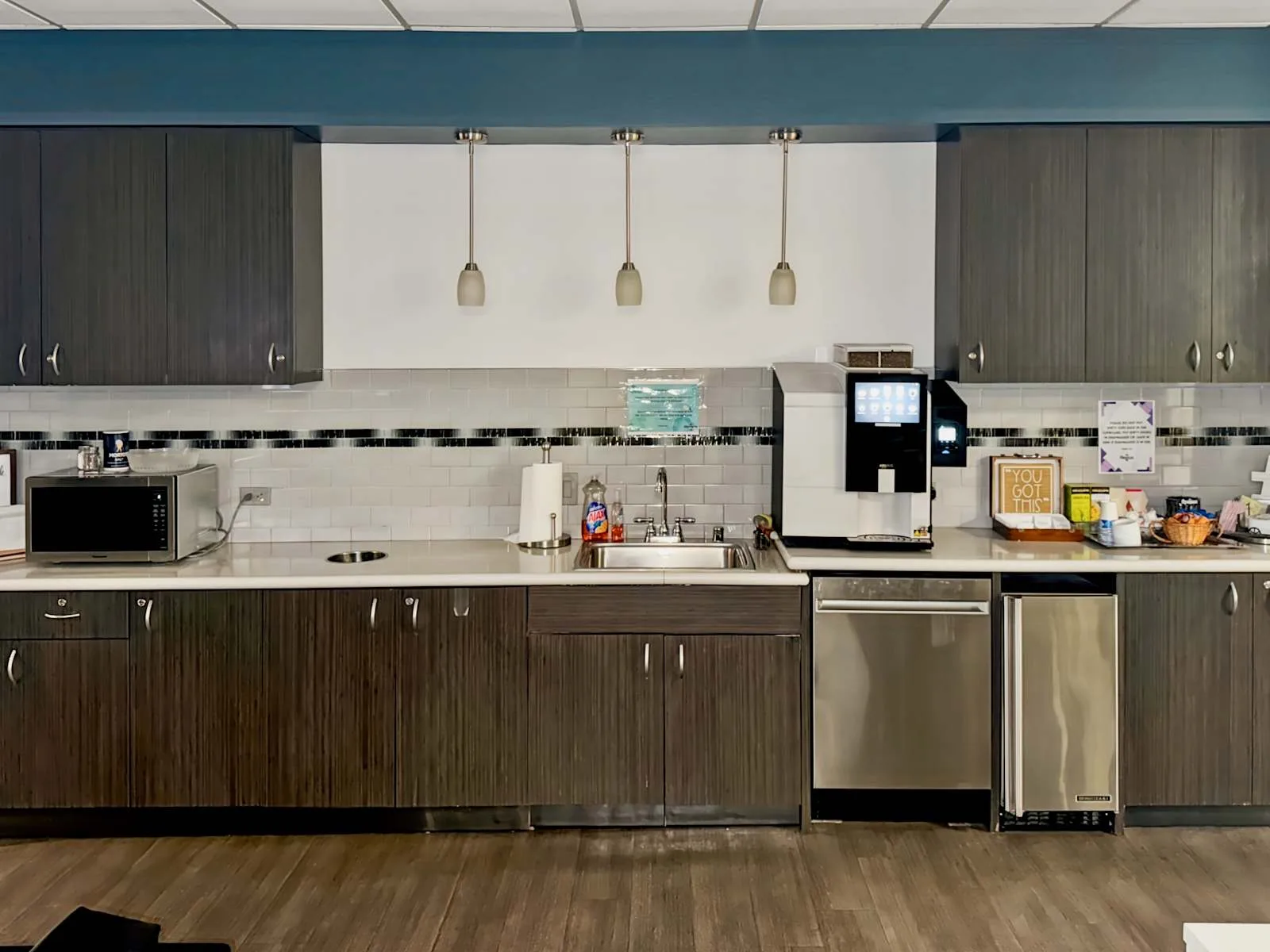 HQ CA, Sacramento - Campus Commons (HQ), Kitchen, Sacramento, CA