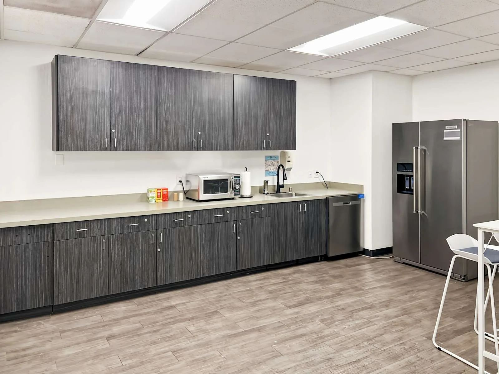 HQ CA, Santee - Cuyamaca St, Kitchen, Santee, CA