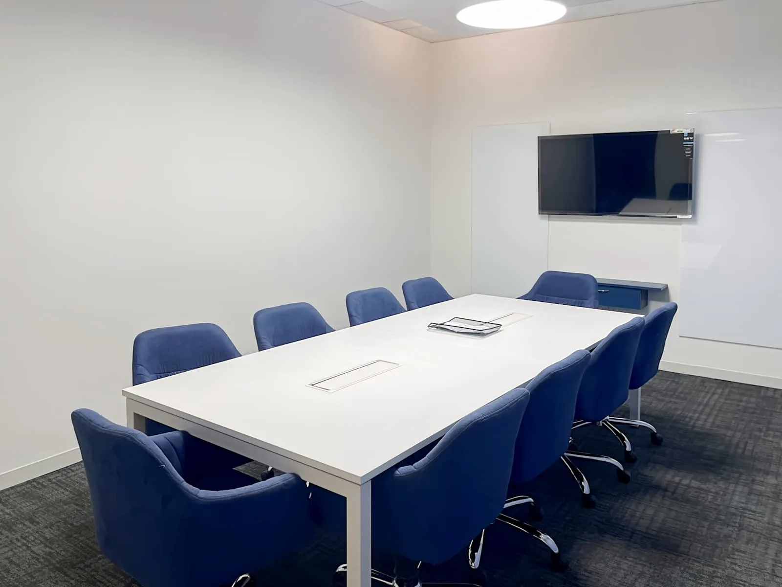 HQ Dehradun, DDPM Boulevard, Meeting room for 9 people, Dehradun
