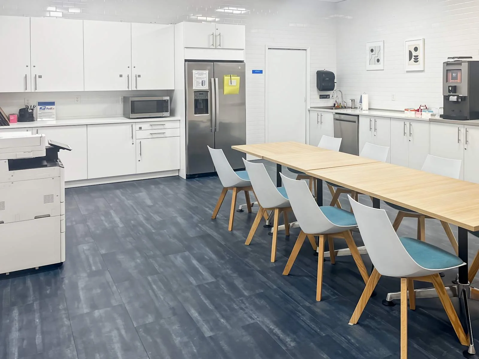 HQ FL, Orlando - Park Center Dr, Kitchen, Orlando, FL