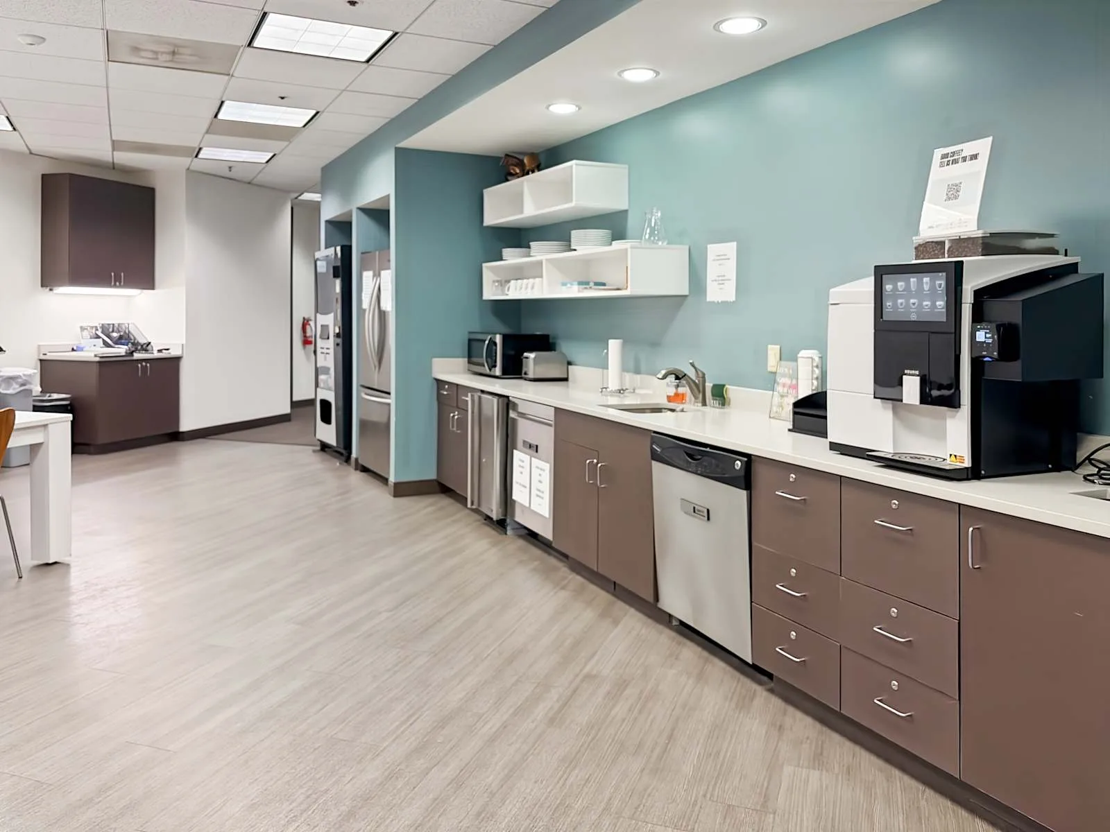 HQ FL, Tampa - Rocky Point (HQ), Kitchen, Tampa, FL