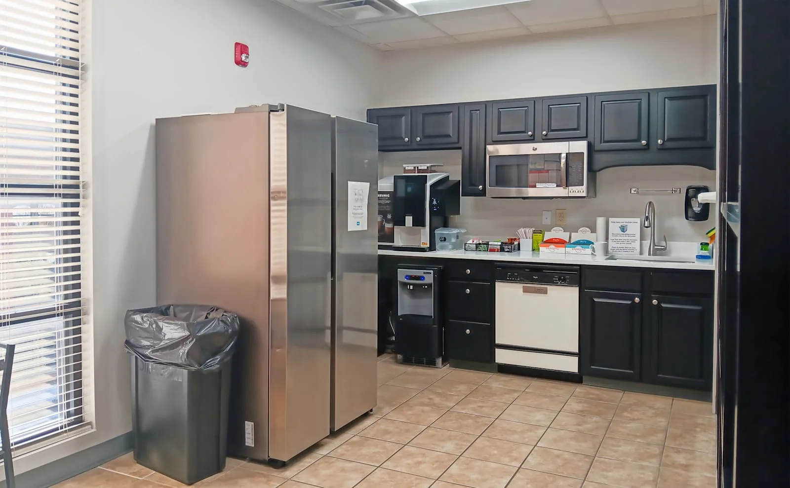HQ KY, Lexington - Monarch Street, Kitchen, Lexington, KY