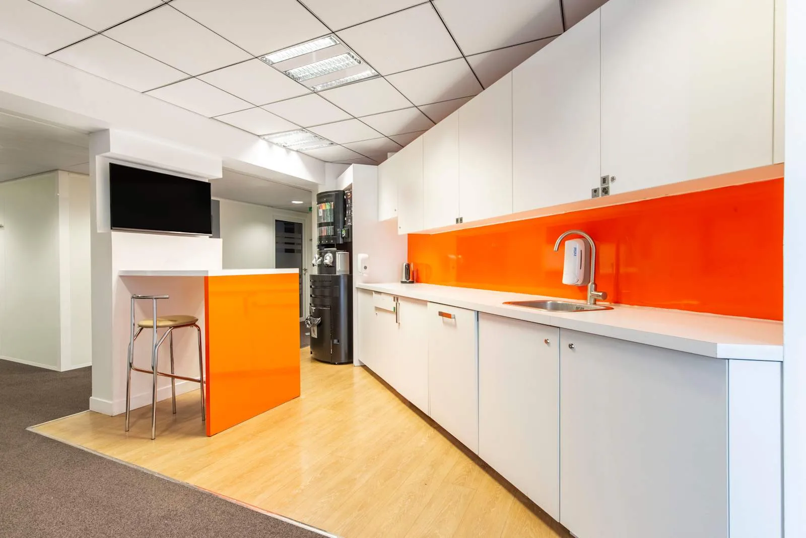 HQ LEVALLOIS-PERRET, Anatole France, Kitchen, Levallois-Perret