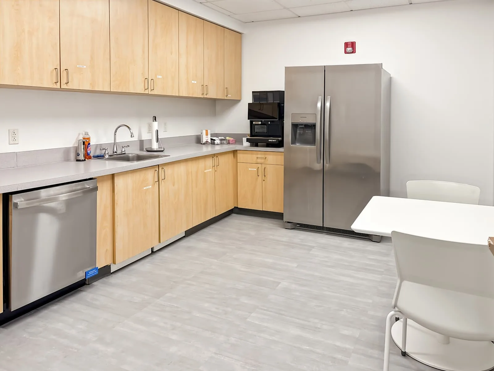 HQ MA, Boston - New Chardon Street, Kitchen, Boston, MA