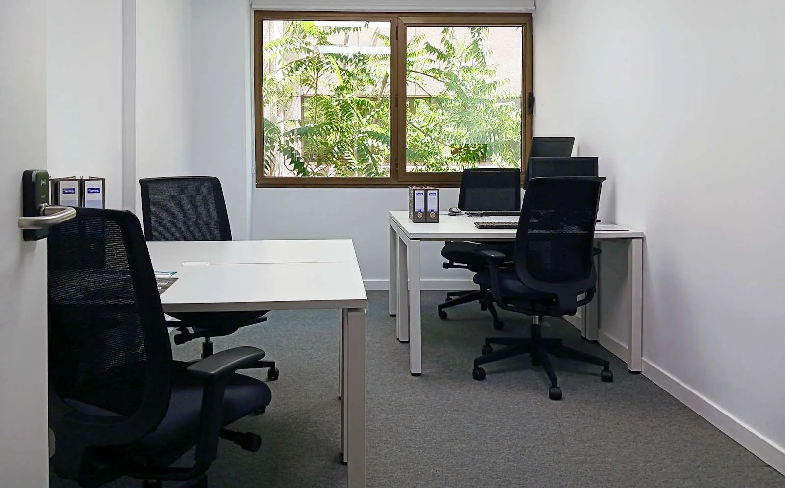 HQ Madrid, HQ La Florida, Private office, 4 desks, Majadahonda