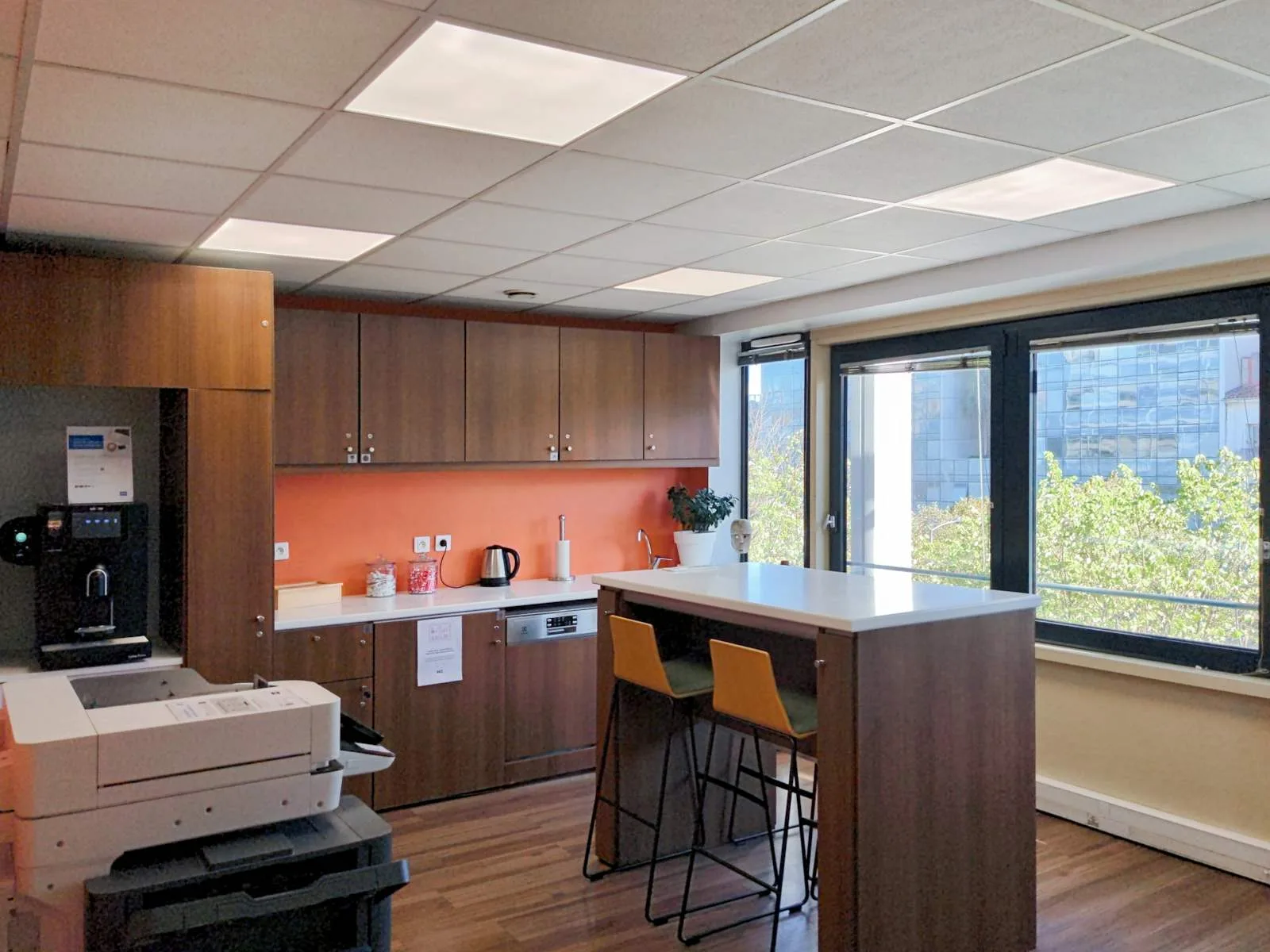HQ MARSEILLE, 180 Prado, Kitchen, Marseille 8e