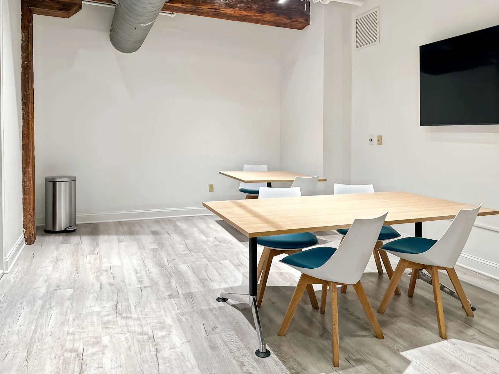 HQ MD, Baltimore - Lancaster St, Meeting room for 4 people, Baltimore, MD