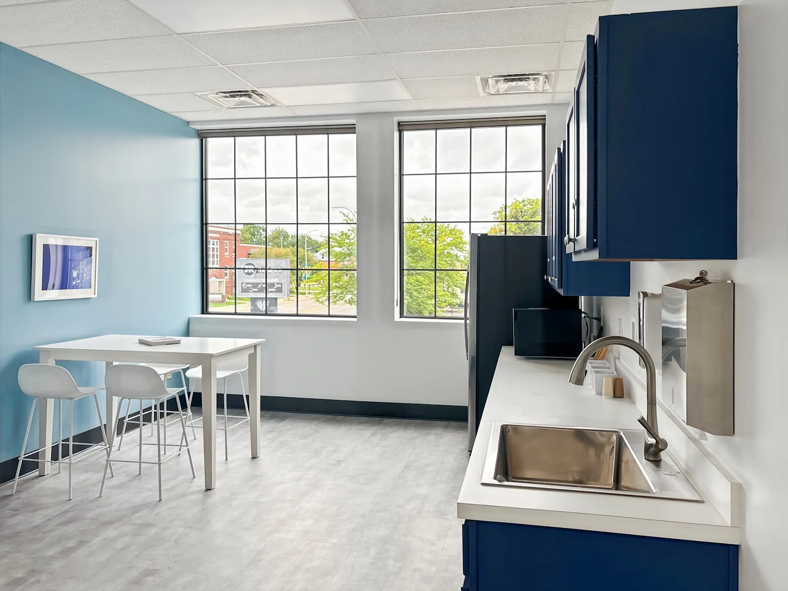 HQ MI, Monroe - S Monroe St, Kitchen, Monroe, MI