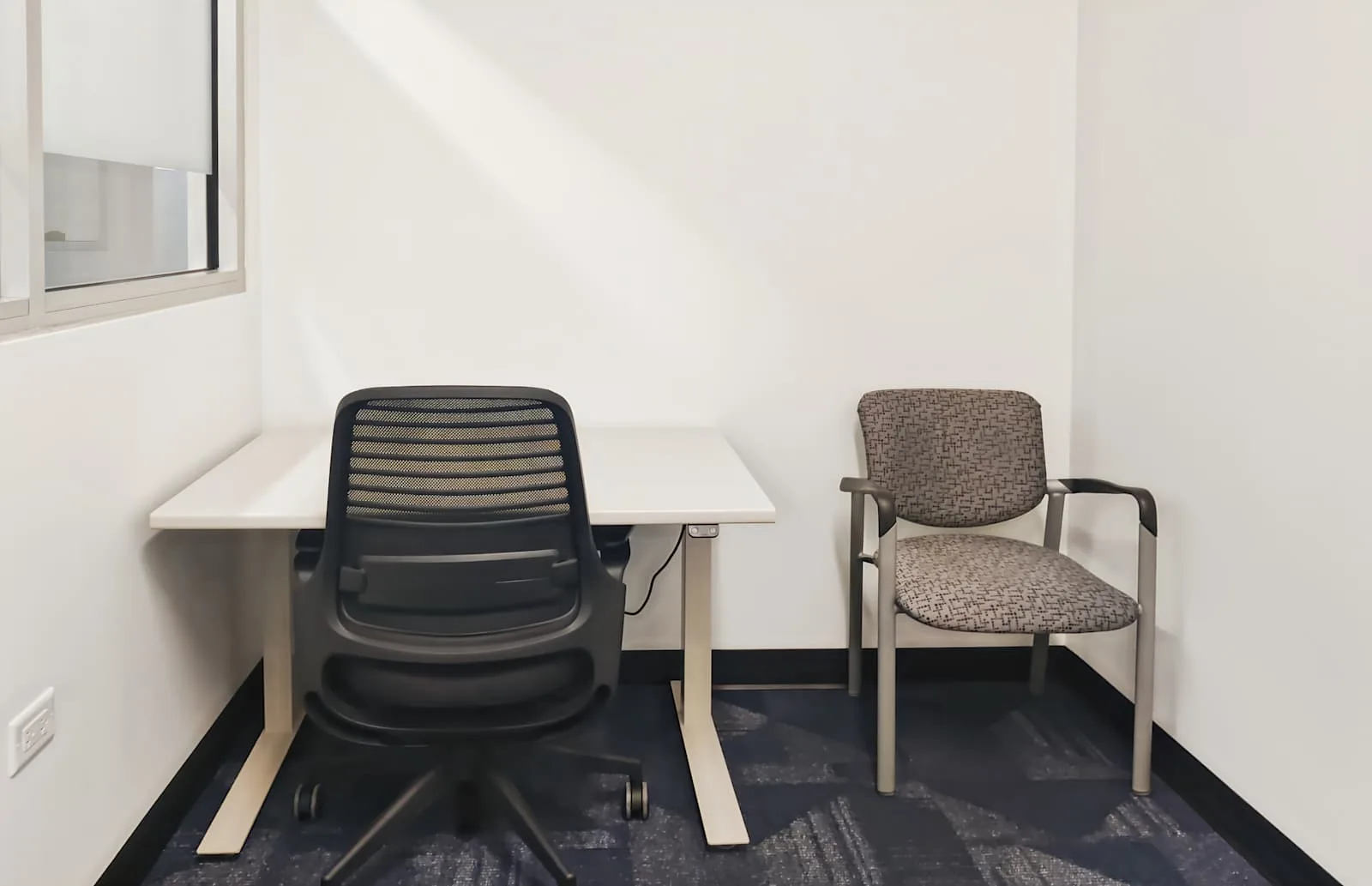 HQ IL, Naperville - Route 59, Private office, 1 desk, Naperville, IL