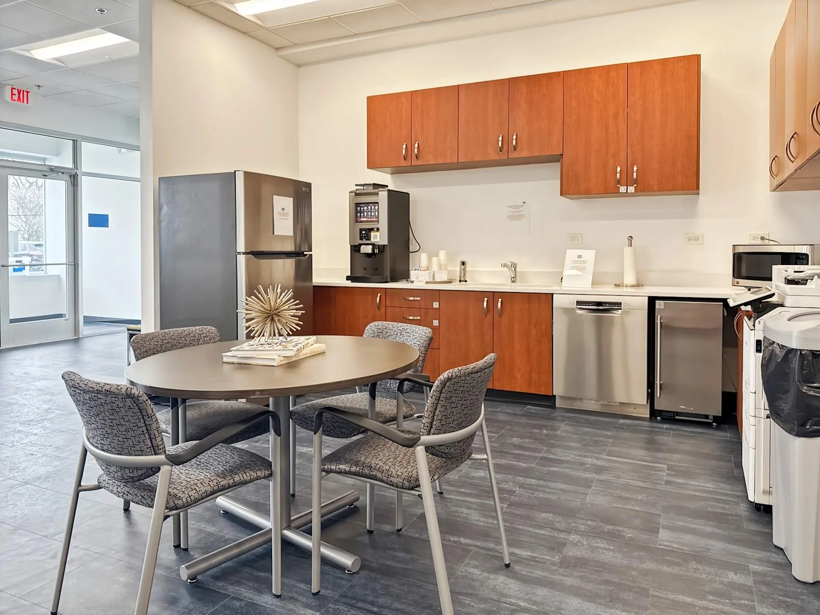 HQ IL, Naperville - Route 59, Kitchen, Naperville, IL