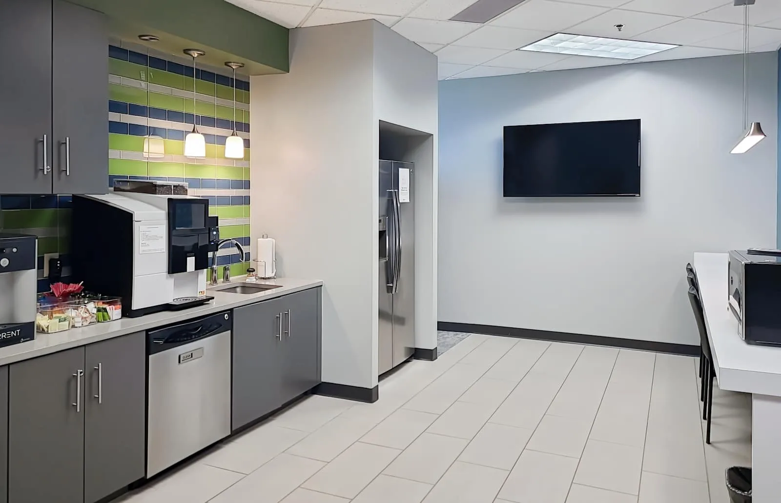 HQ NC, Charlotte - Charlotte City Center (HQ), Kitchen, Charlotte, NC