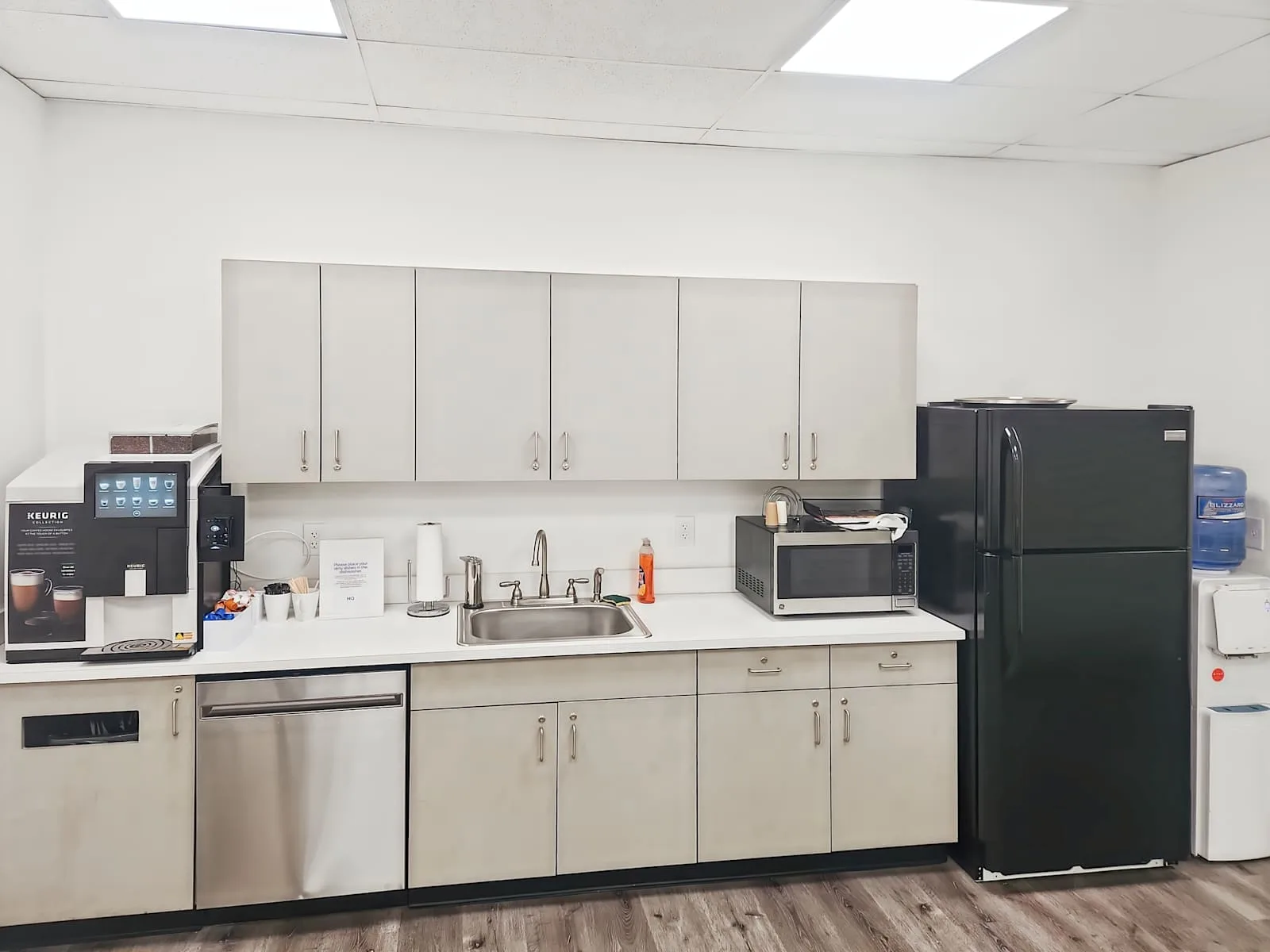 HQ NJ, Cherry Hill - Kings Hwy, Kitchen, Cherry Hill, NJ