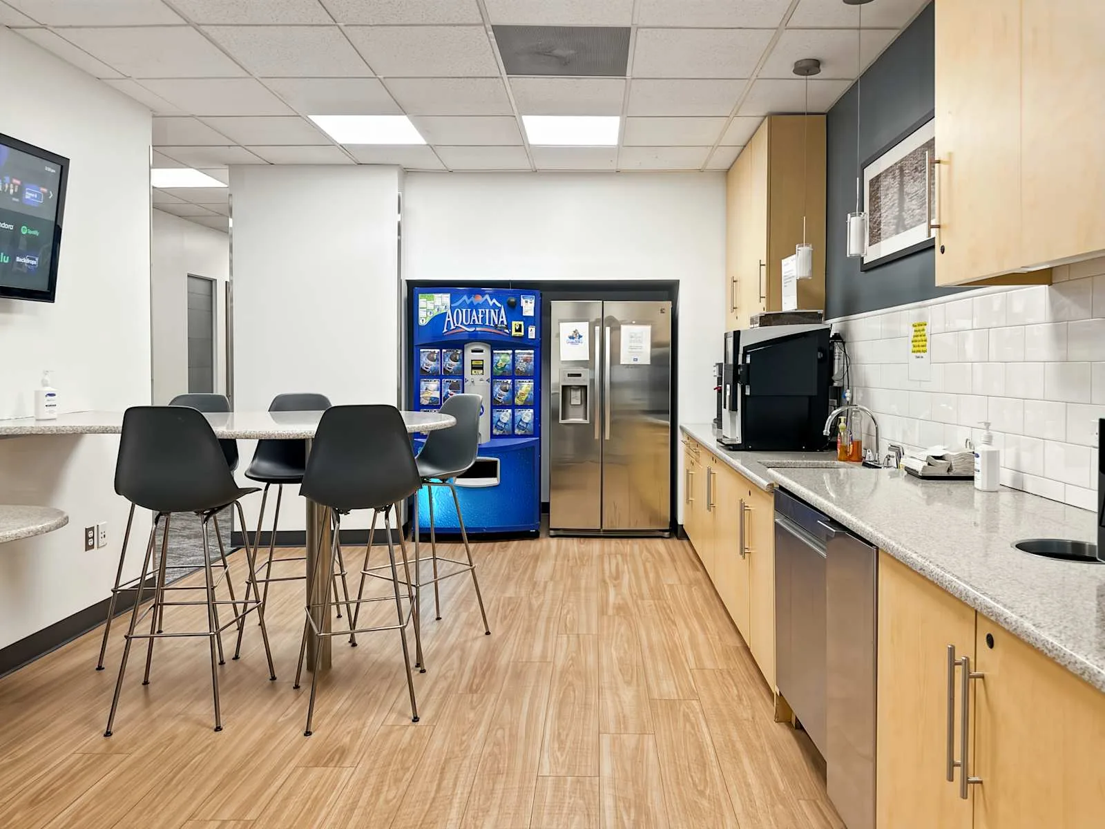 HQ NY, Syosset - Syosset (HQ), Kitchen, Syosset, NY
