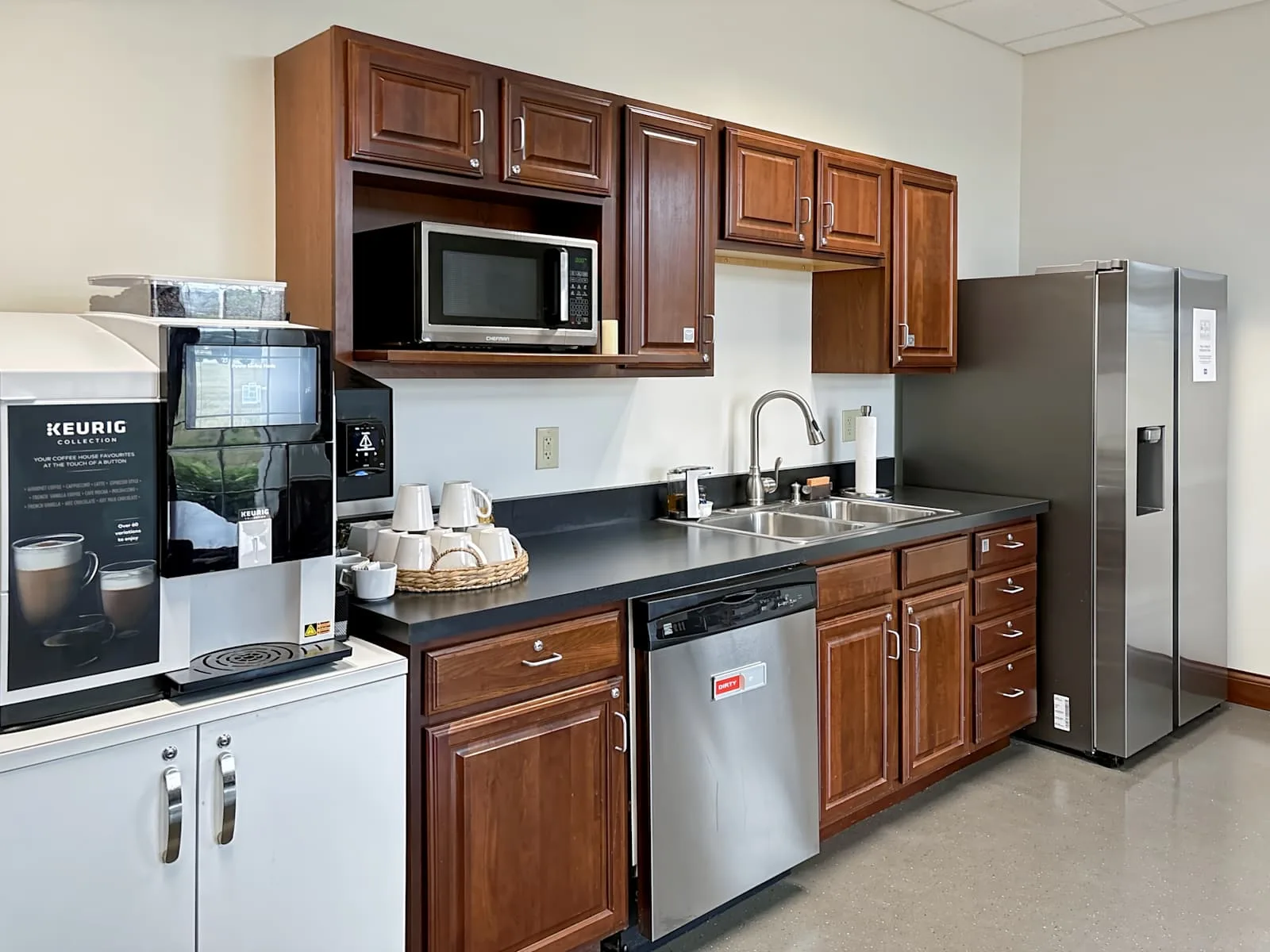 HQ OH, Dayton - Washington Village Dr, Kitchen, Dayton, OH