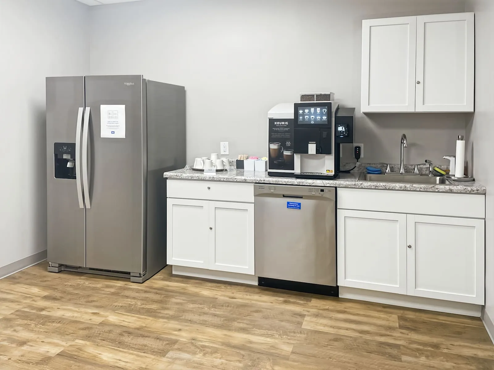 HQ OH, Sharonville - Park 42 Dr, Kitchen, Sharonville, OH