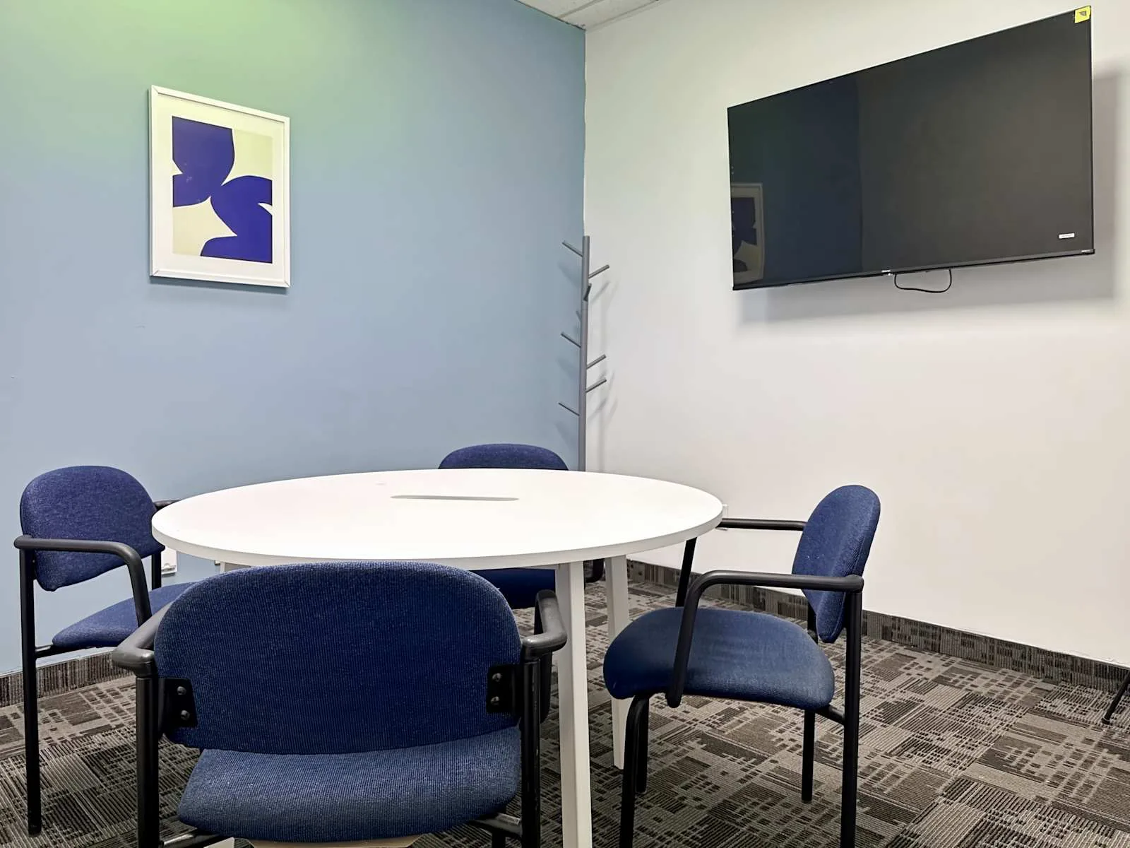 HQ ON, Oshawa - Simcoe Street, Salle de réunion 4 personnes, Oshawa, ON