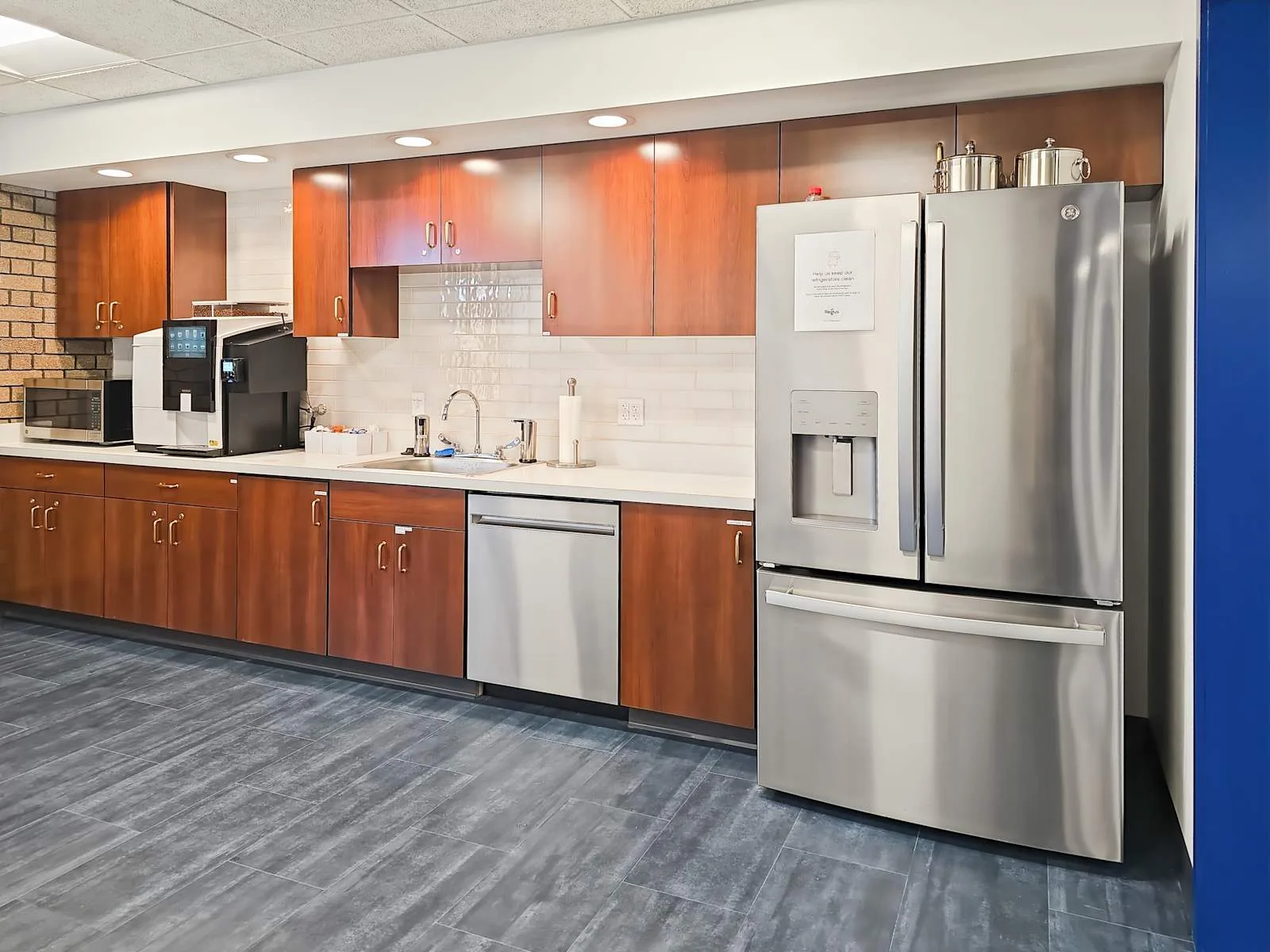 HQ PA, Pittsburgh - Ardmore Blvd, Kitchen, Pittsburgh, PA