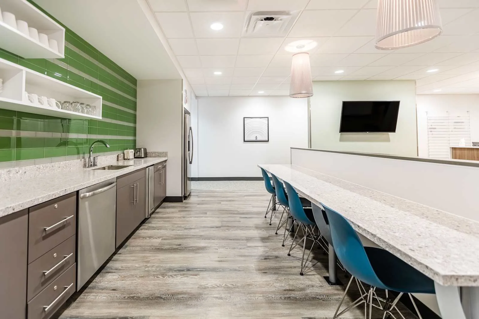 HQ PA, Pittsburgh - Penn Center East Monroeville (HQ), Kitchen, Pittsburgh, PA