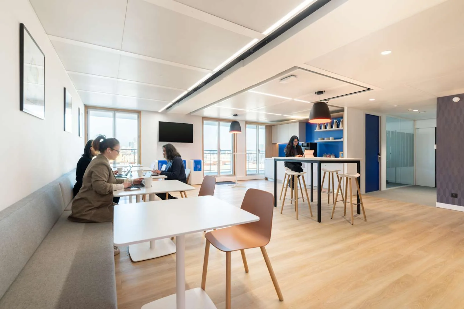 HQ Paris, Olympiades, Cafétéria, Paris 13e