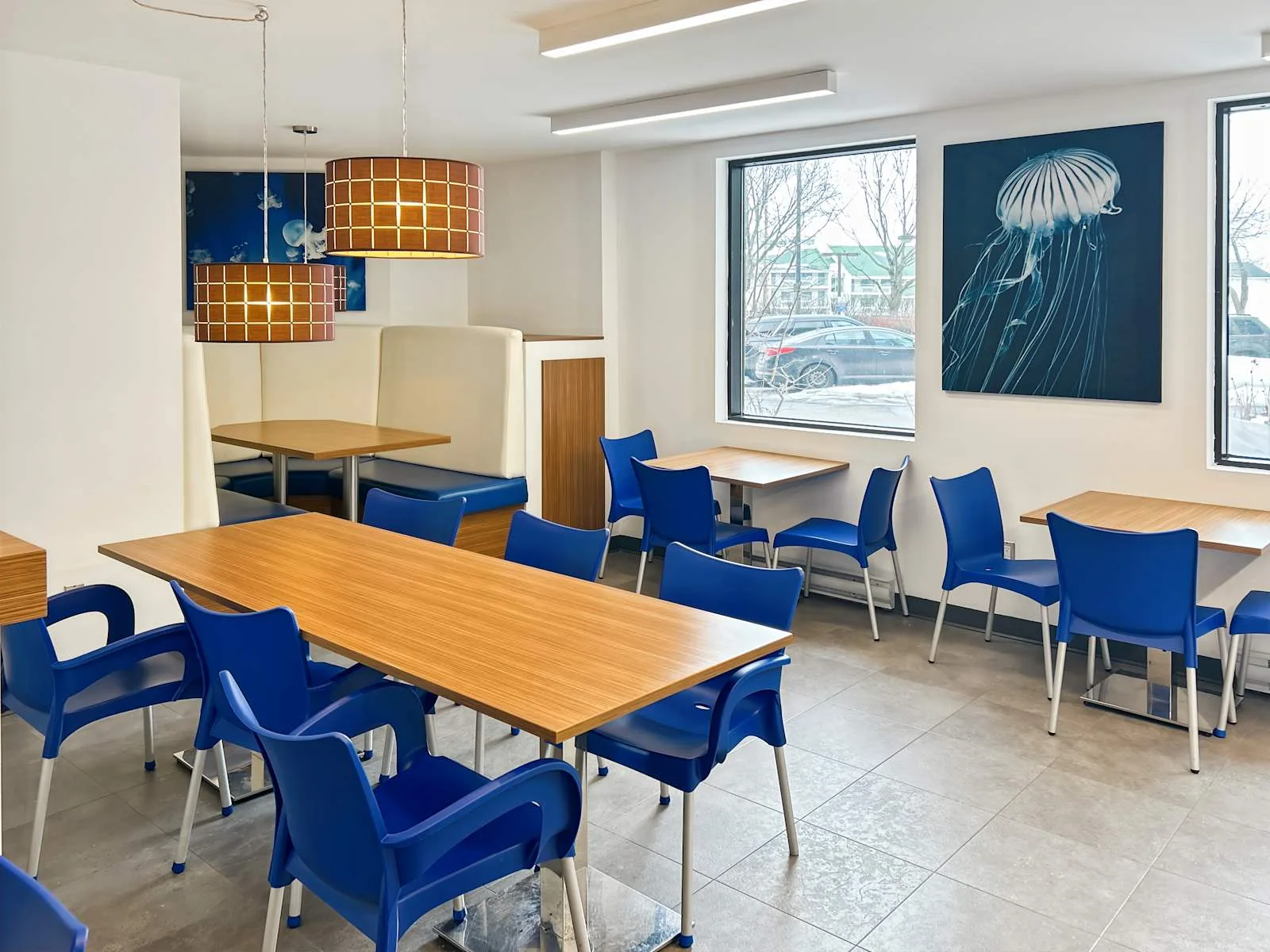 HQ QC, Ste-Foy - Ave Des Hotels, Cafeteria, Ste-Foy, QC