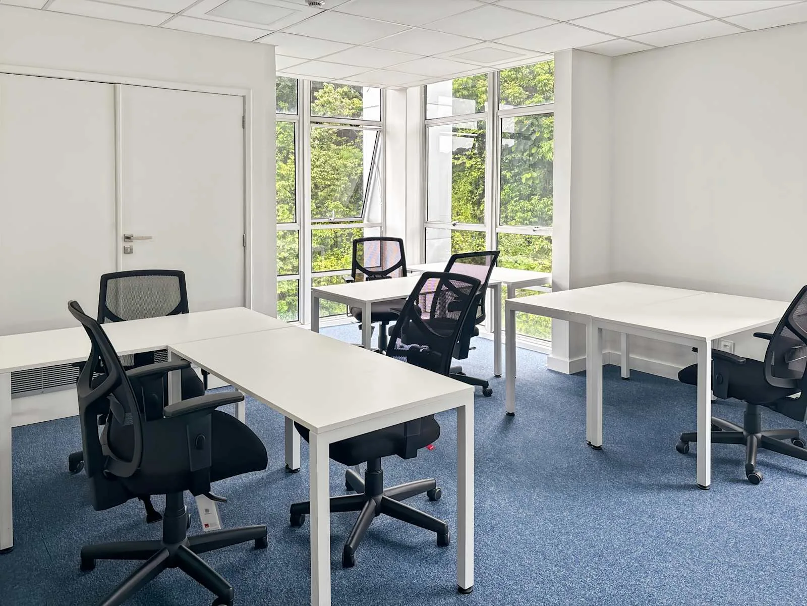 HQ Salvador, Tropical Center, Private office, 5 desks, Salvador