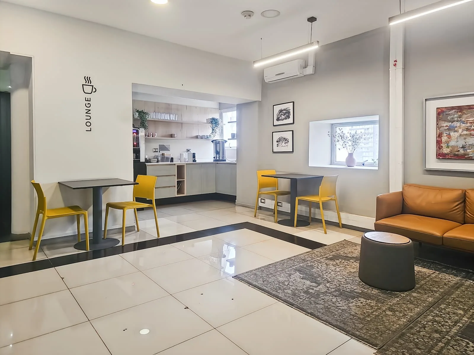 HQ Santiago, Barcelona, Lounge, Santiago