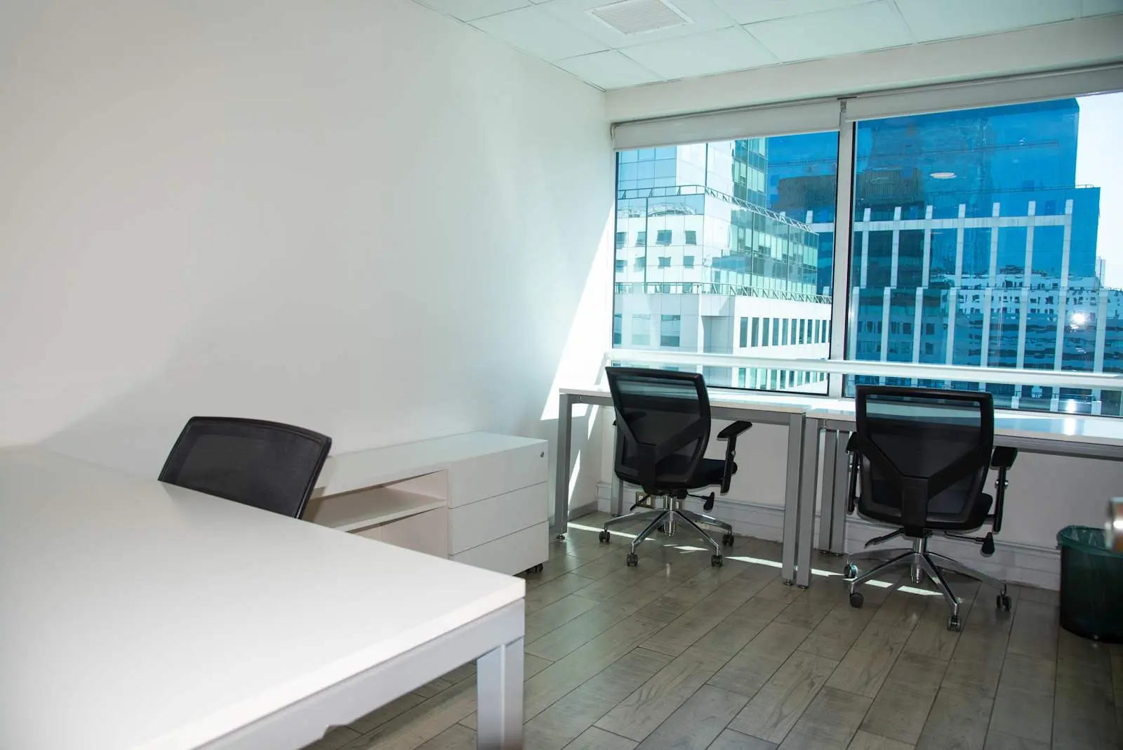 HQ Santiago, World Trade Center, Private office, 3 desks, Santiago