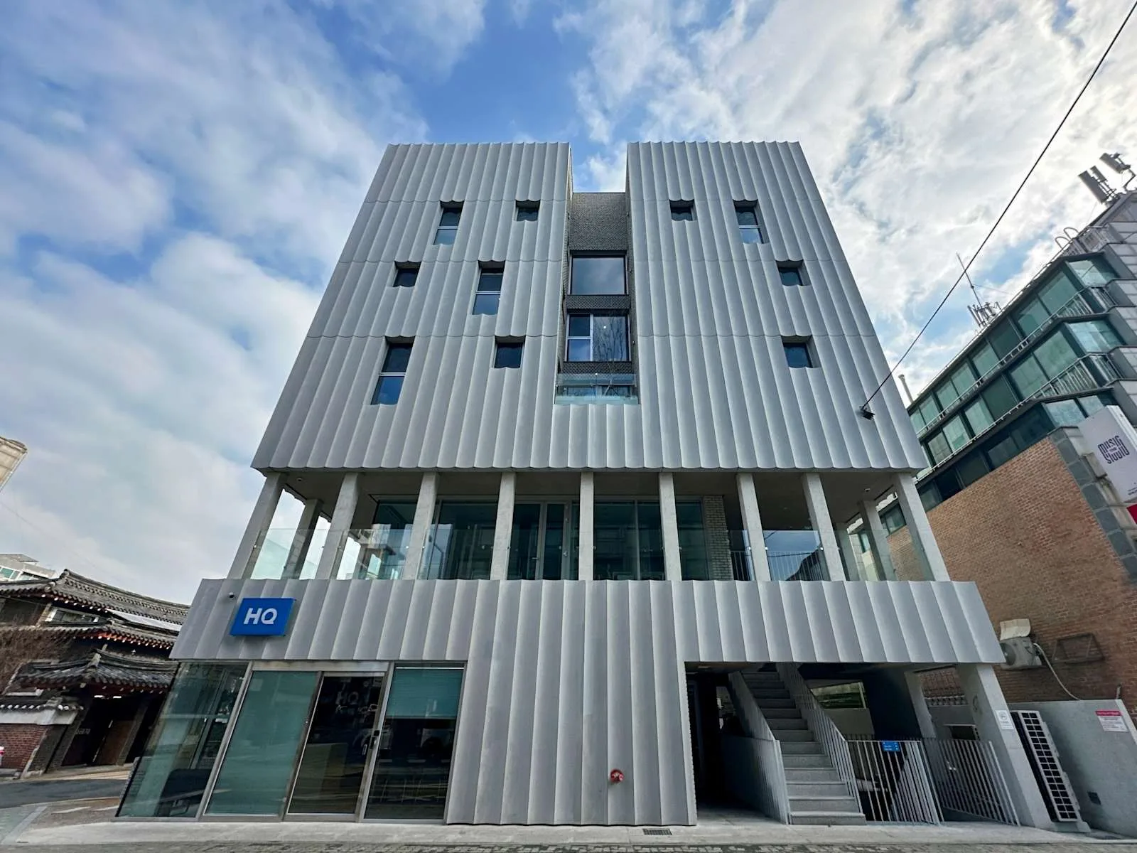 HQ Seoul, .wave, Building facade, Seoul