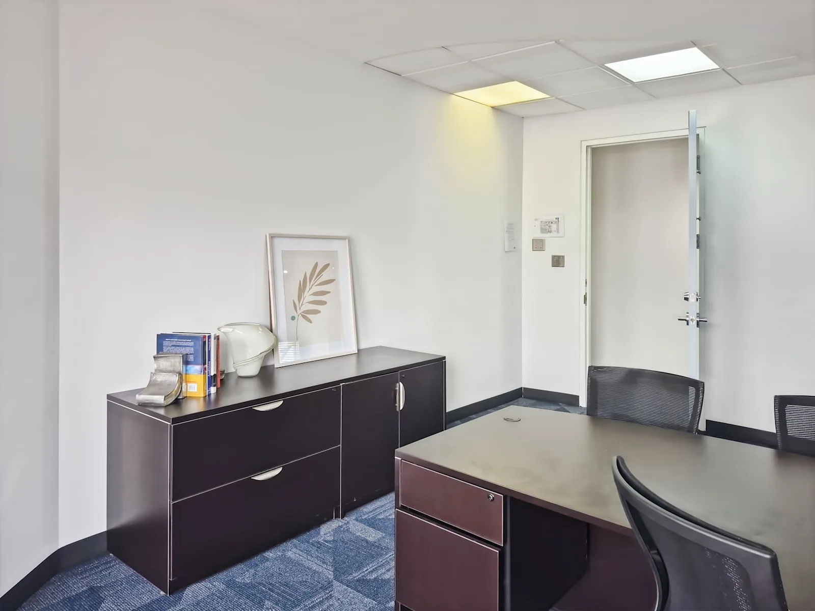 HQ SK, Regina - Hoffer Dr, Bureau privatif 2 postes, Regina, SK