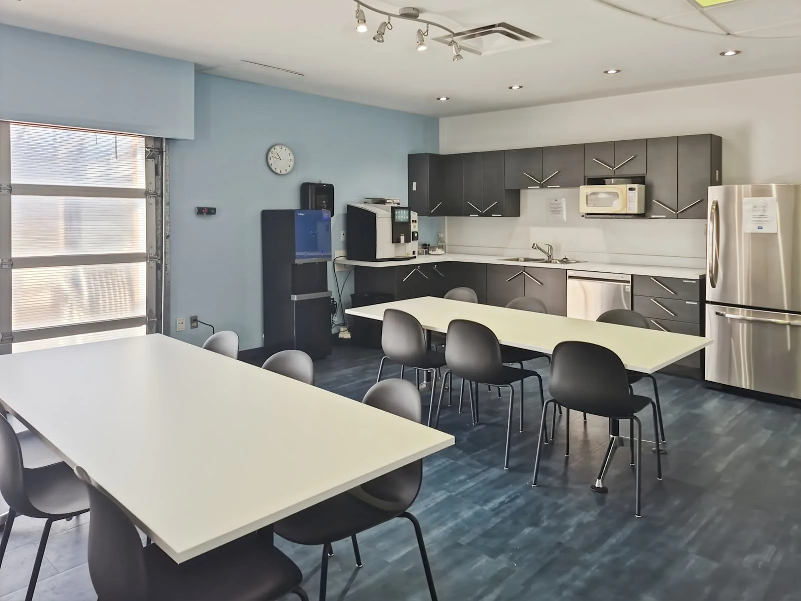 HQ SK, Regina - Hoffer Dr, Cafétéria, Regina, SK