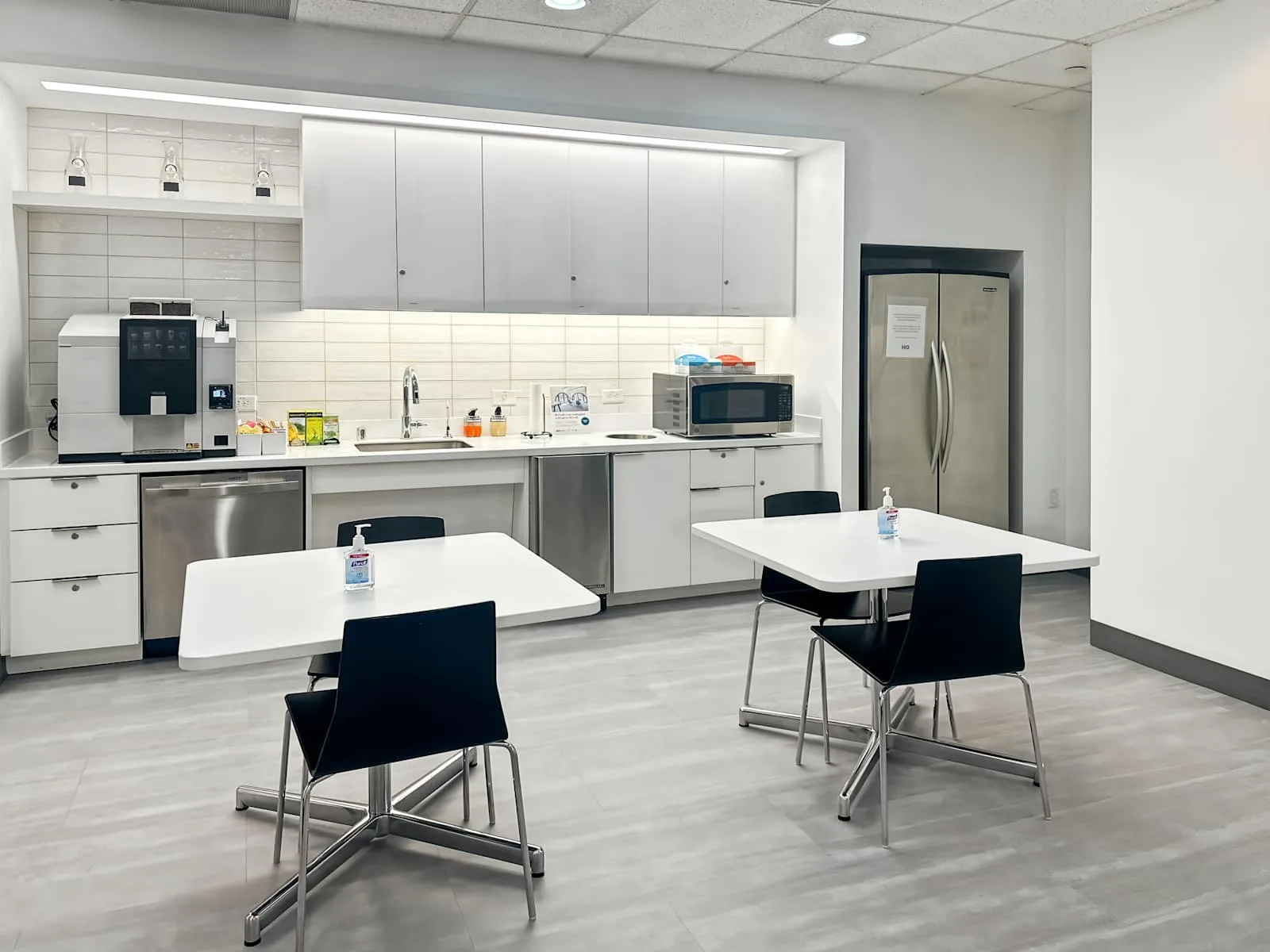 HQ TX, Dallas - Turtle Creek (HQ), Kitchen, Dallas, TX