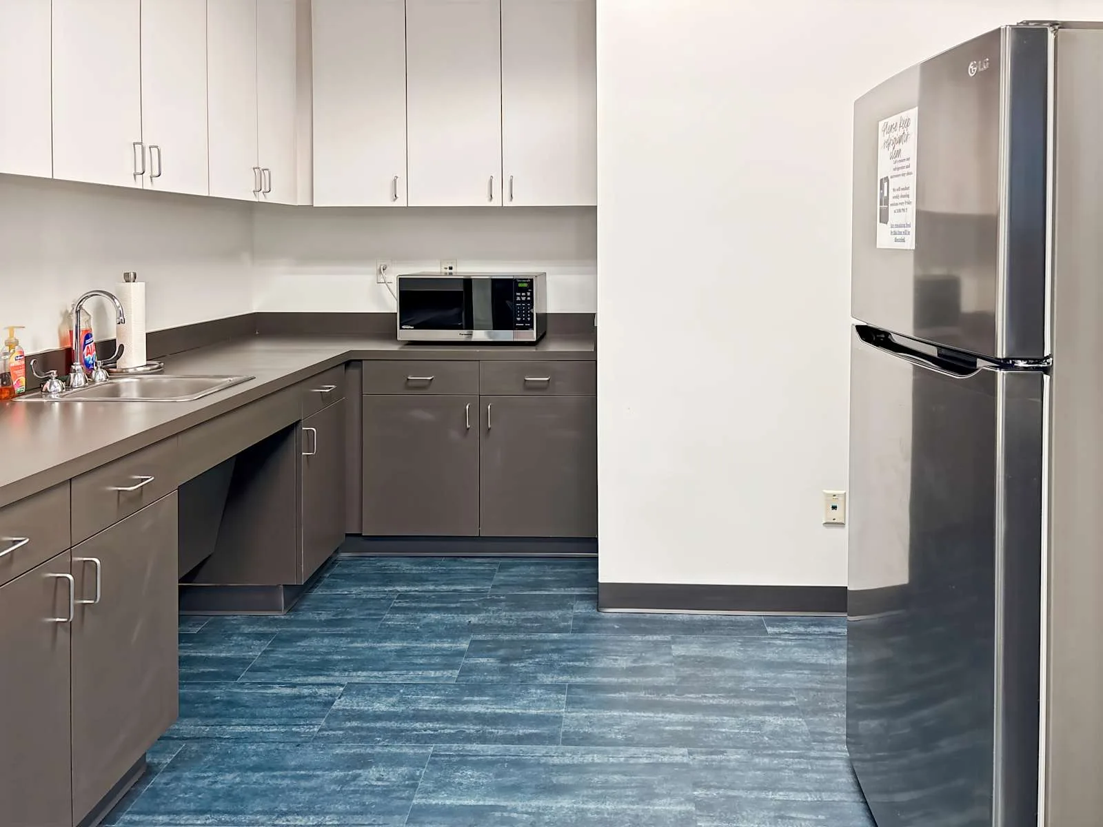 HQ TX, Houston - Southwest Freeway, Kitchen, Houston, TX