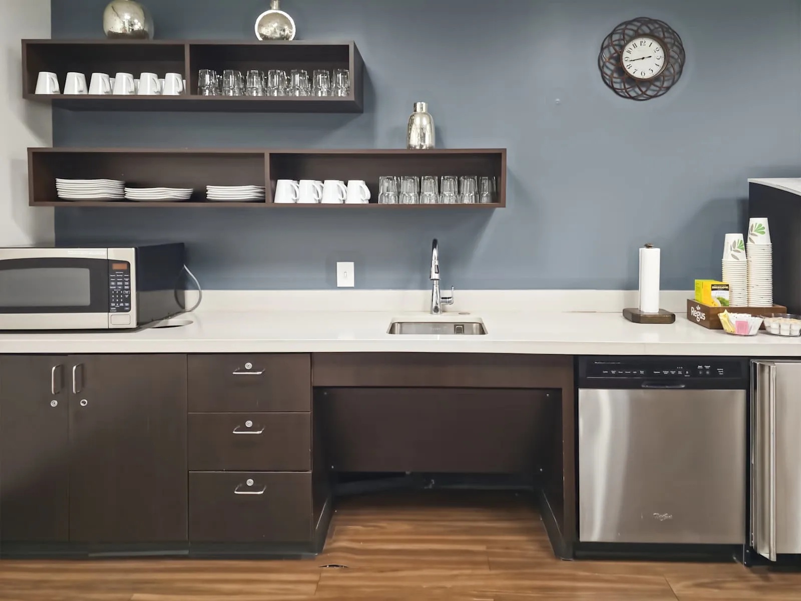 HQ TX, San Antonio - San Antonio Airport (HQ), Kitchen, San Antonio, TX