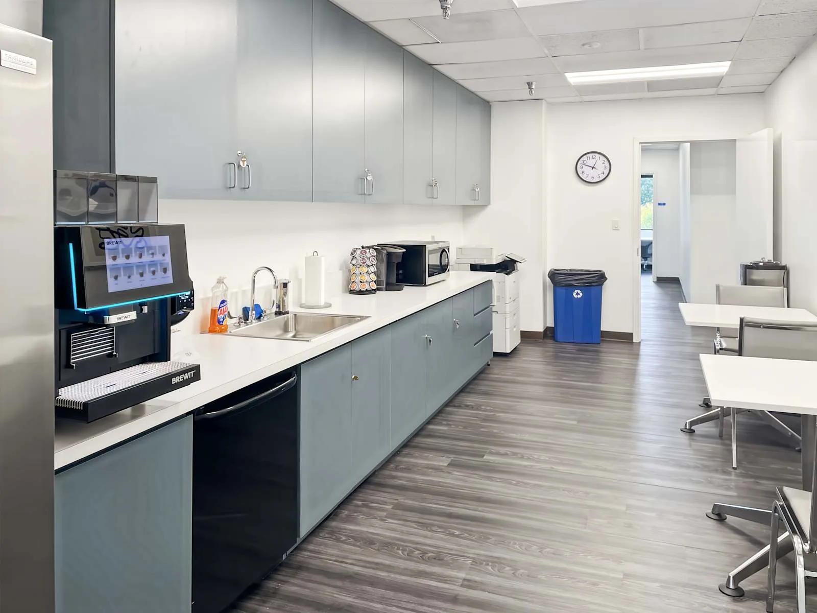 HQ VA, Reston - Commerce Park Dr, Kitchen, Reston, VA