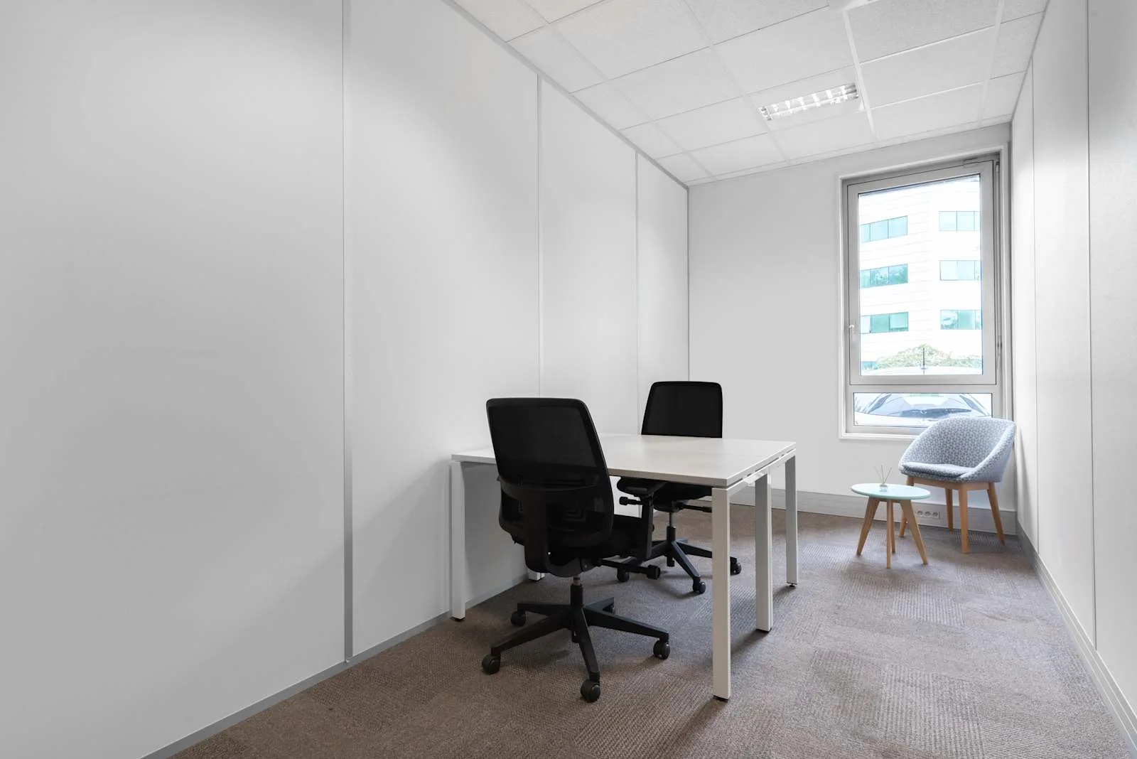 HQ VILLEPINTE, Parc des Expositions, Private office, 2 desks, Villepinte