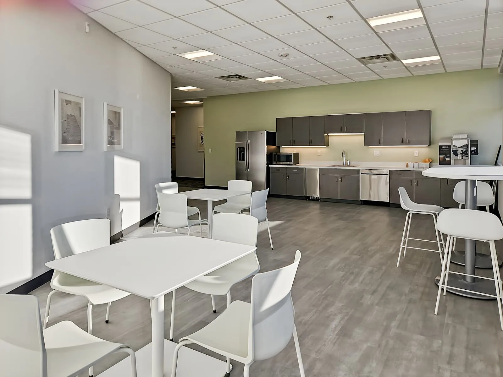 HQ WI, Madison - Eastpark Blvd, Cafeteria, Madison, WI
