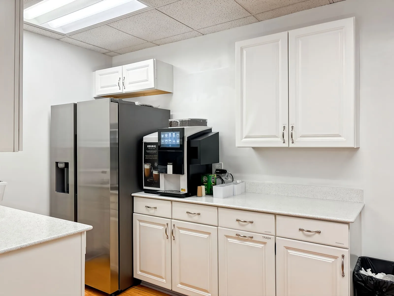 HQ IL, Winfield - County Farm Rd, Kitchen, Winfield, IL
