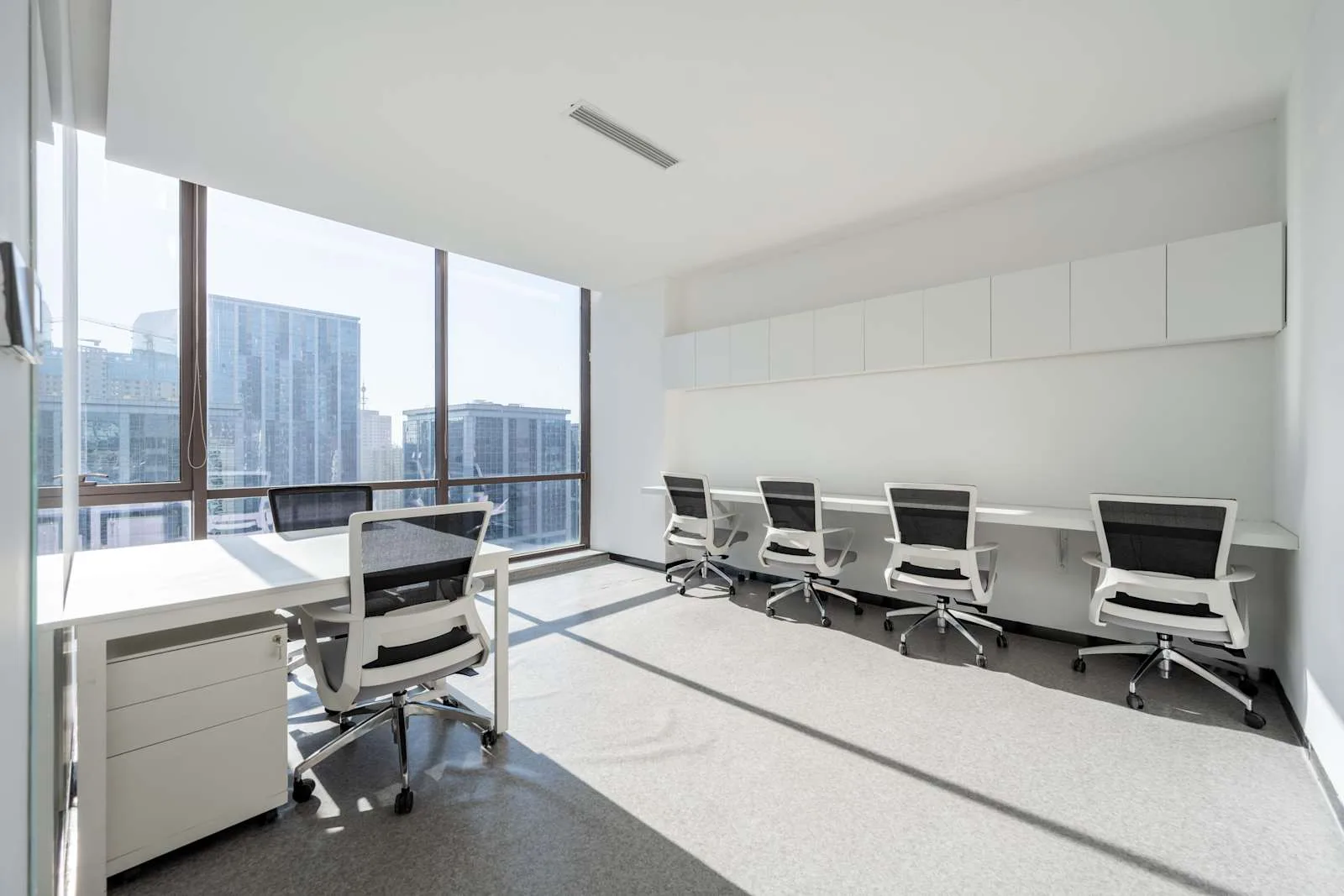 HQ Zebra-Fortune Plaza 29F Tower E, Private office, 6 desks, Shenyang