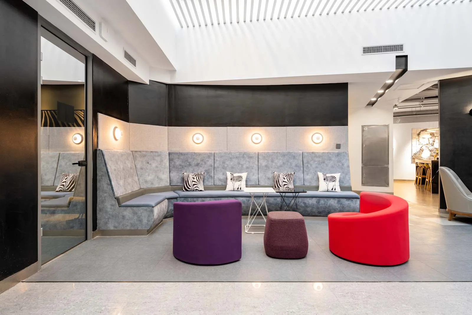 HQ Zebra-Fortune Plaza 29F Tower E, Lounge, Shenyang