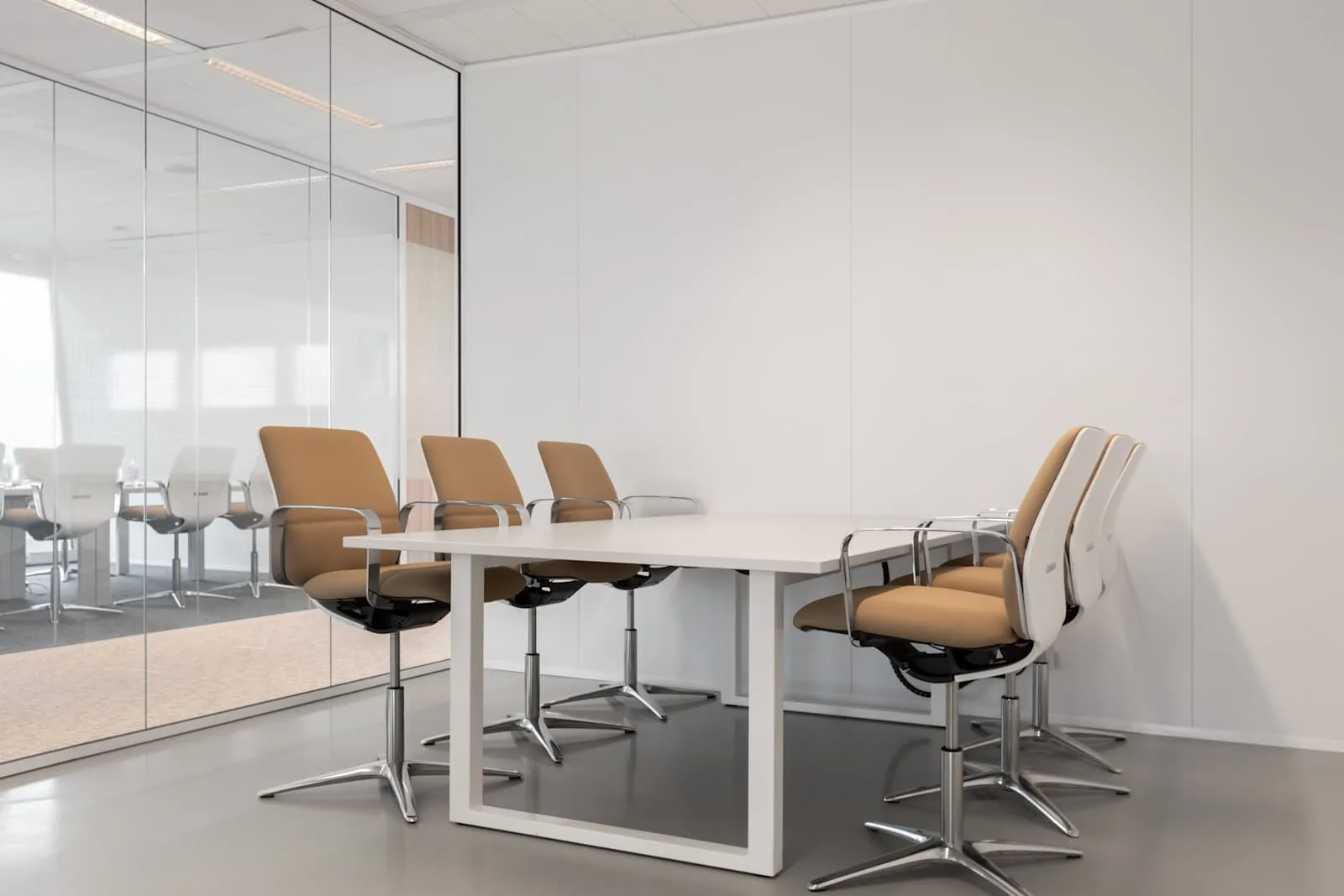 The Office Operators DEN HAAG, TOO De Haagsche Zwaan, Meeting room for 6 people, The Hague