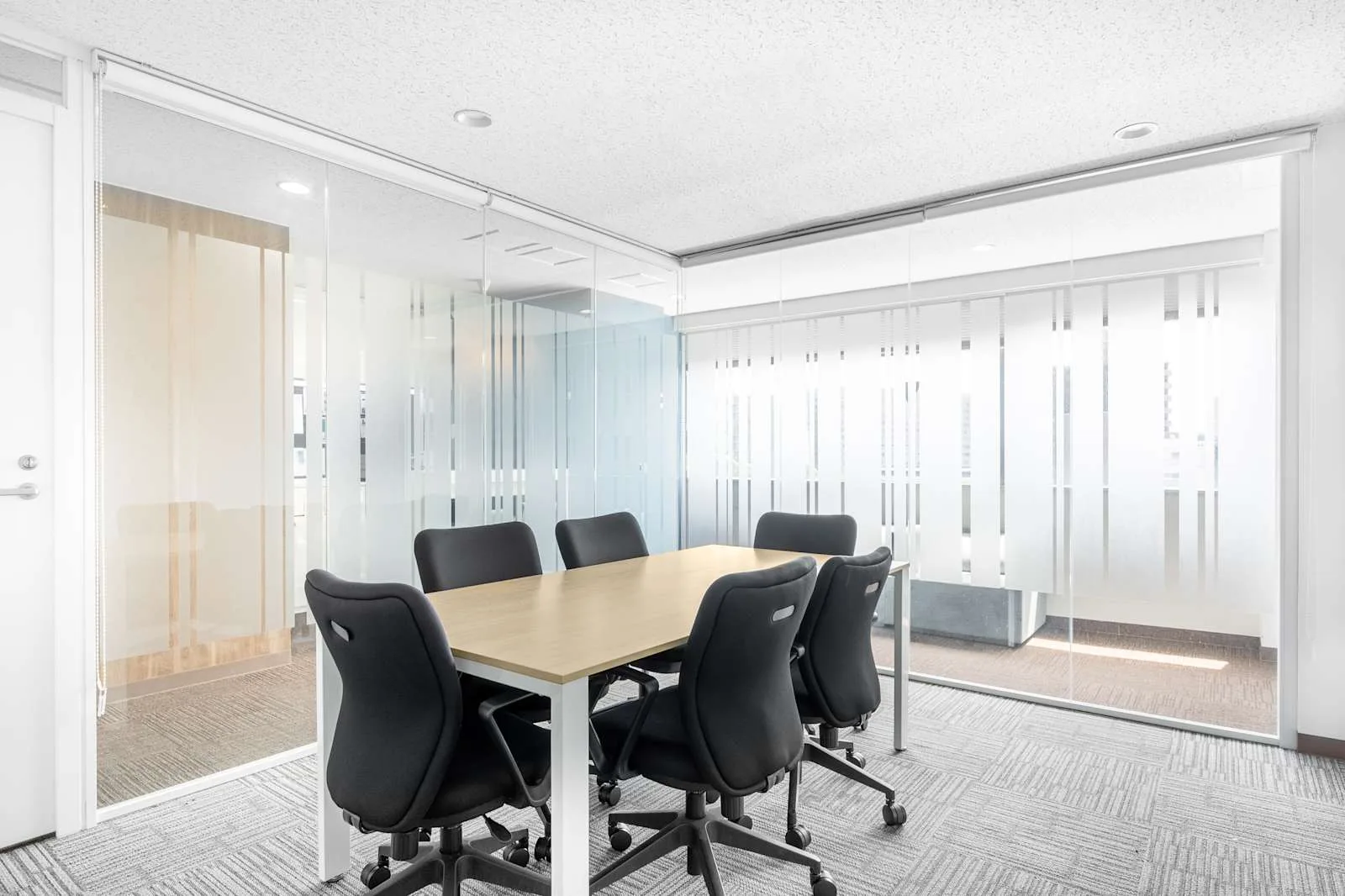Open Office KUMAMOTO, Kumamoto Ginzadori (Open Office), Meeting room for 6 people, Kumamoto