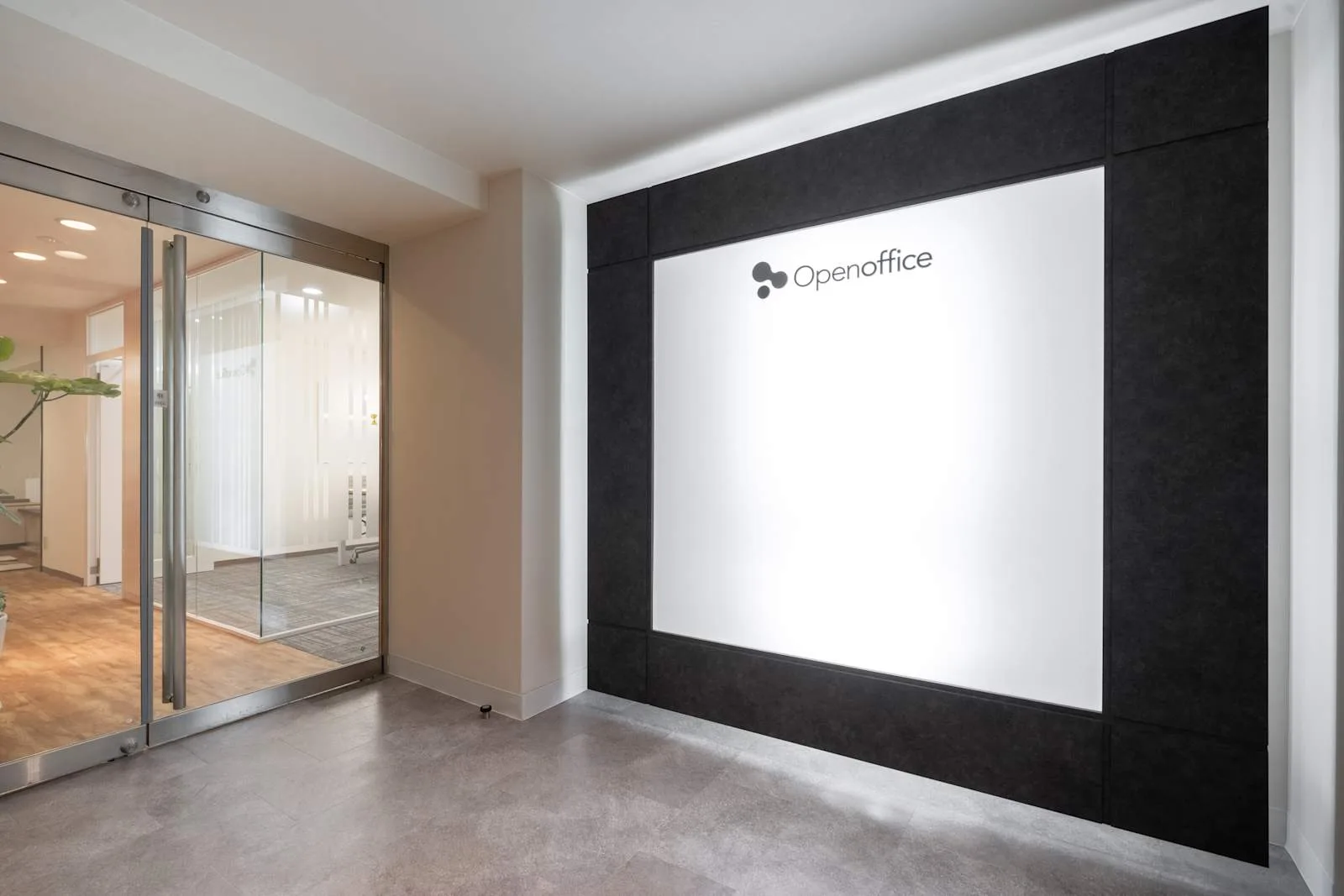 Open Office Osaka, Midosuji、受付、大阪