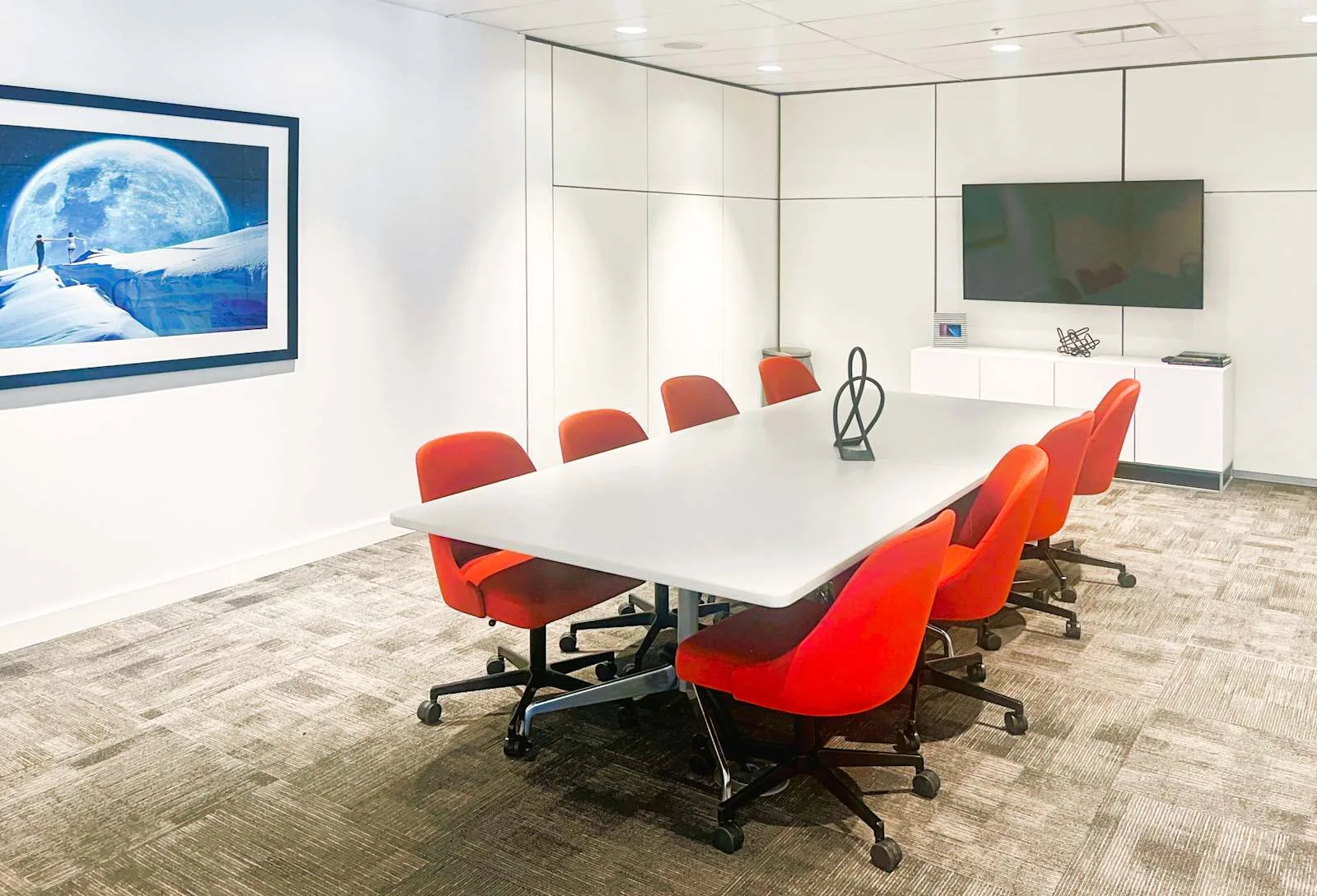 Regus AB, Calgary - 903 8th Ave, Salle de réunion 8 personnes, Calgary, AB