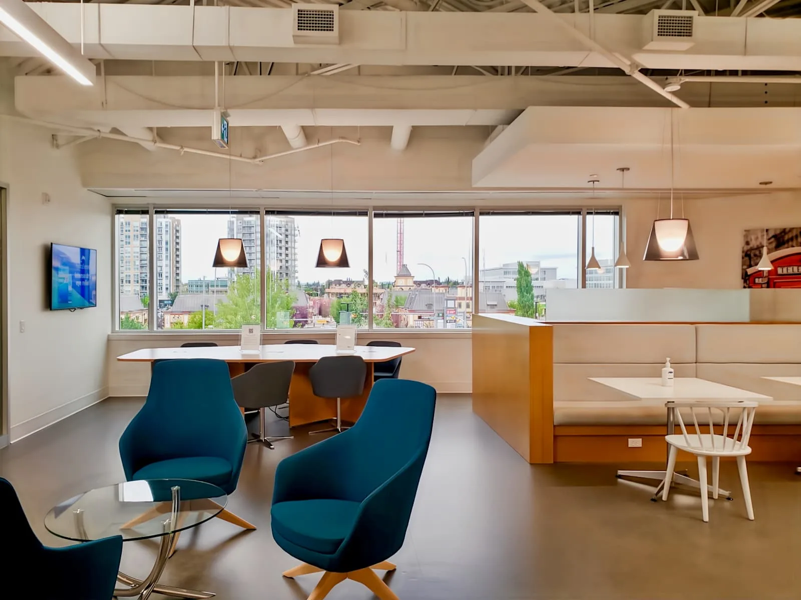Regus AB, Calgary – Quarry Park, Espace de coworking, Calgary, AB