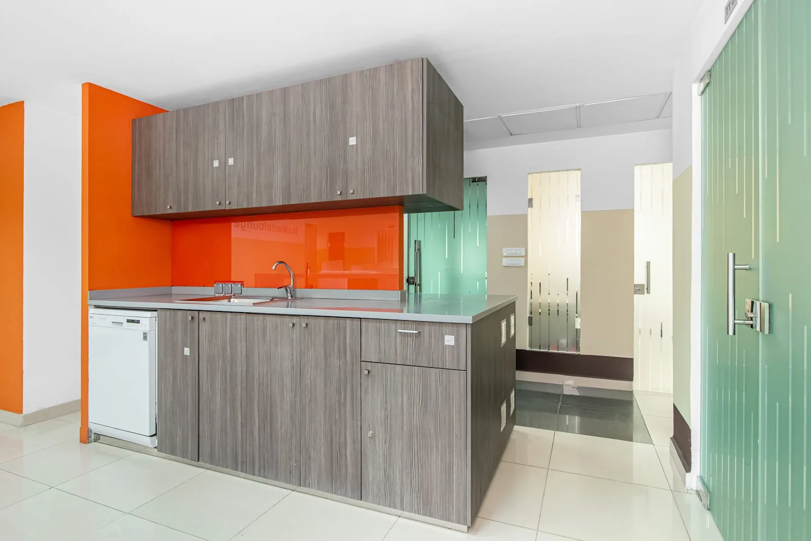 Regus ABIDJAN, Plein Ciel, Cuisine, Abidjan