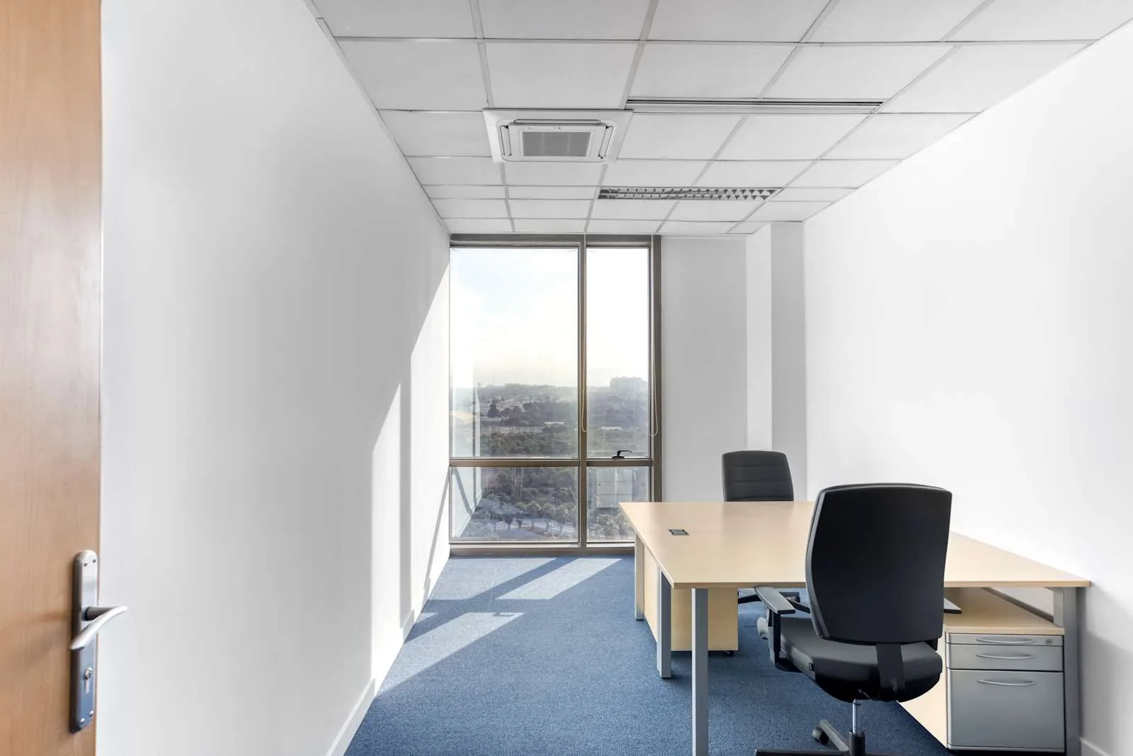 Regus ALGIERS, Les Pins Maritimes, Private office, 2 desks, Mohammedia, Algeria