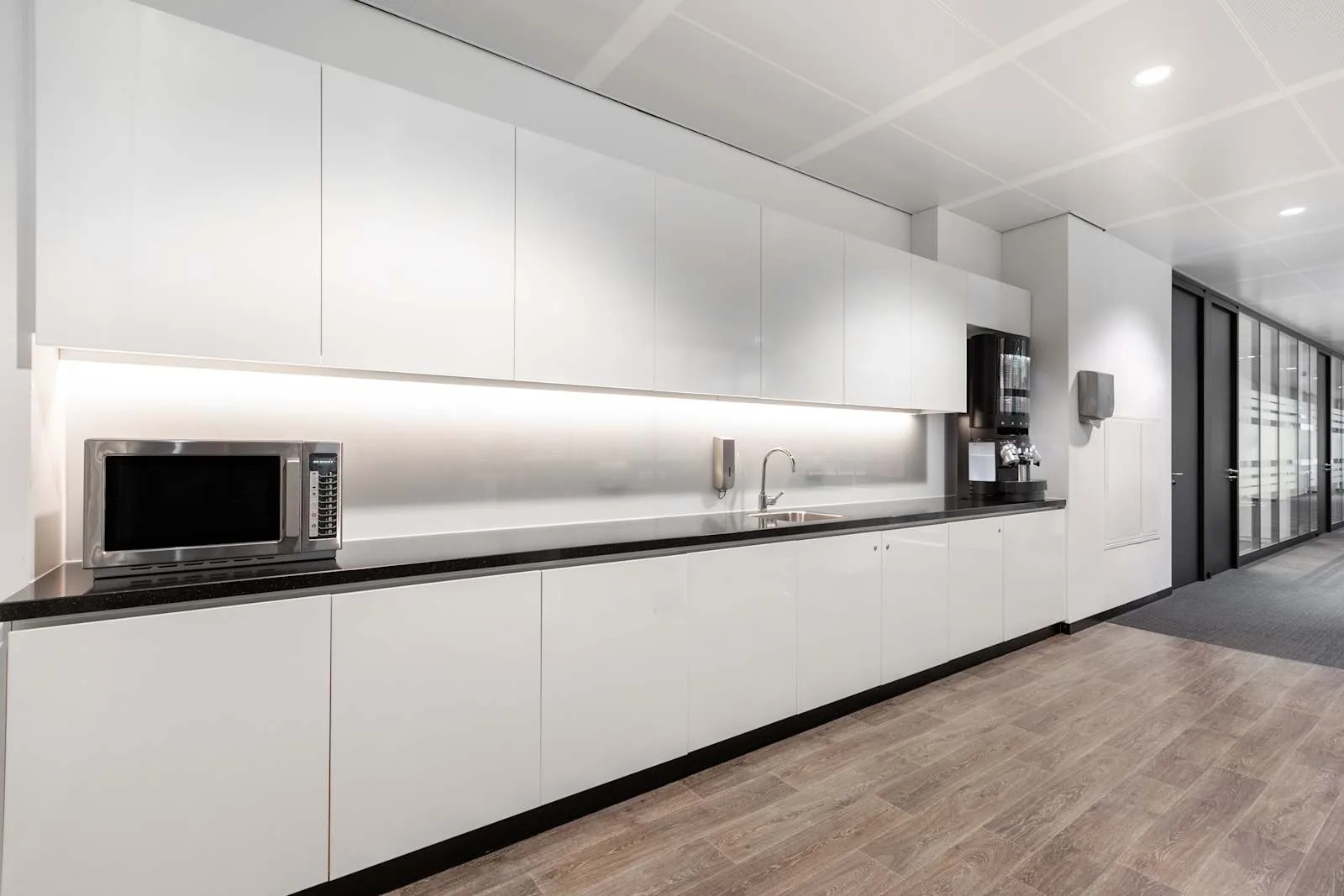 Regus Amsterdam, Atrium, Kitchen, Amsterdam