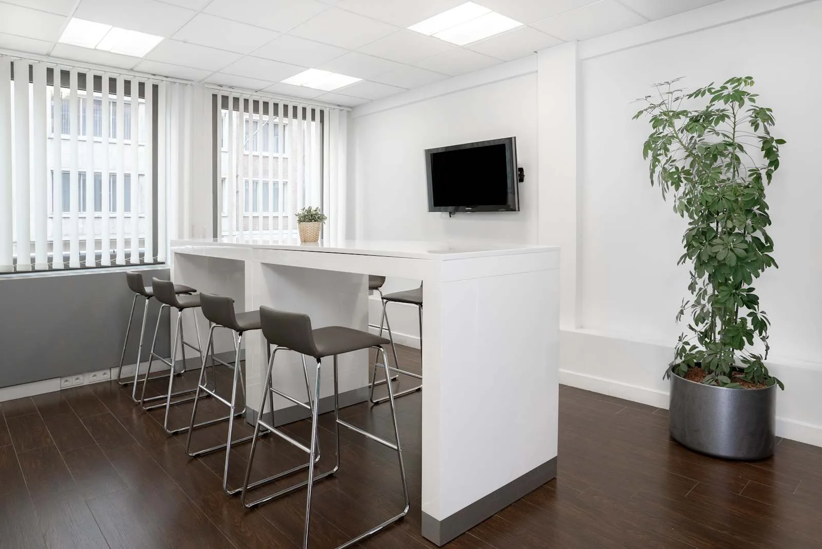 Regus ANTWERP, City Centre, Vergaderruimte voor 6 personen, Antwerpen