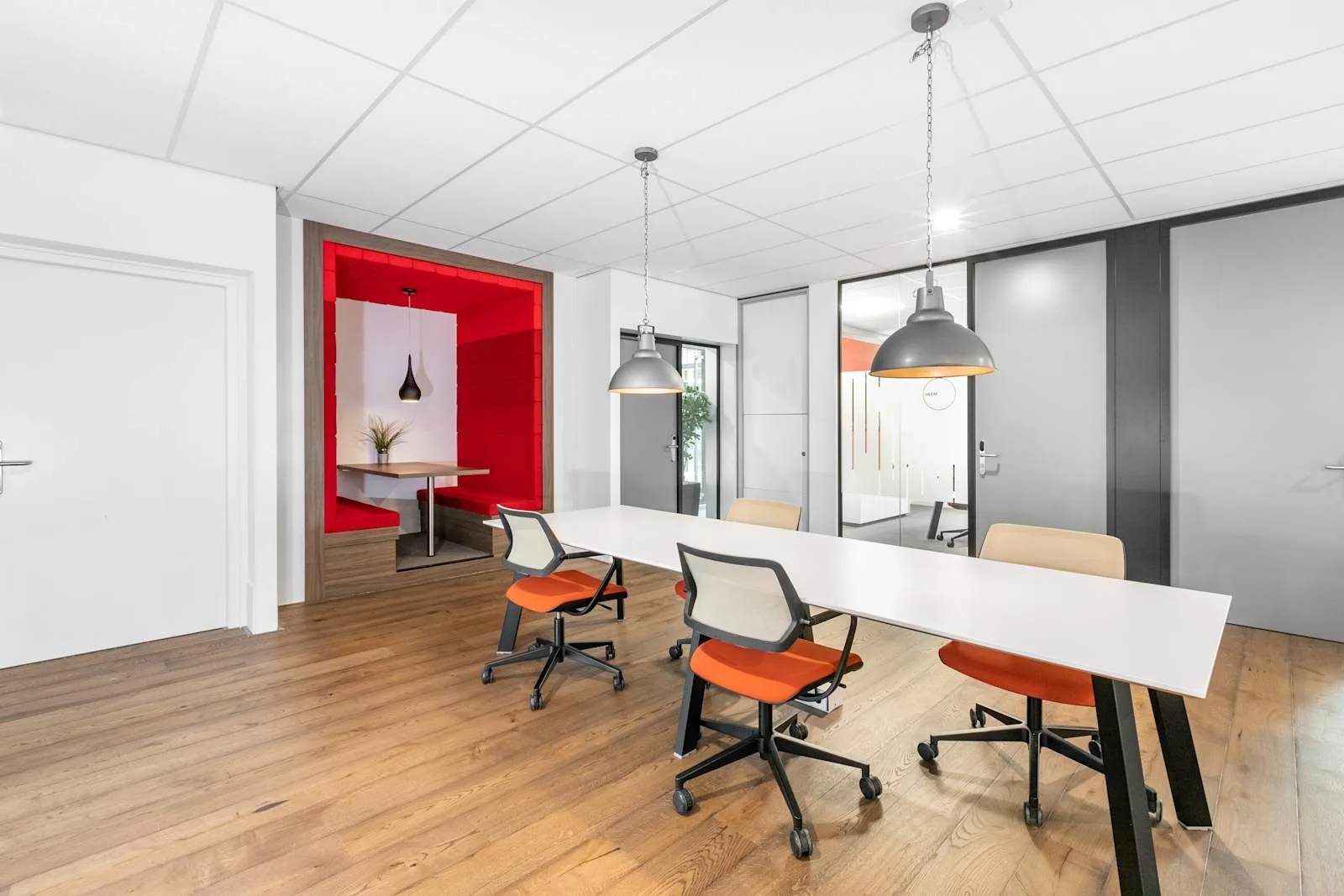Regus ARNHEM, Business Park, Meeting room for 6 people, Arnhem