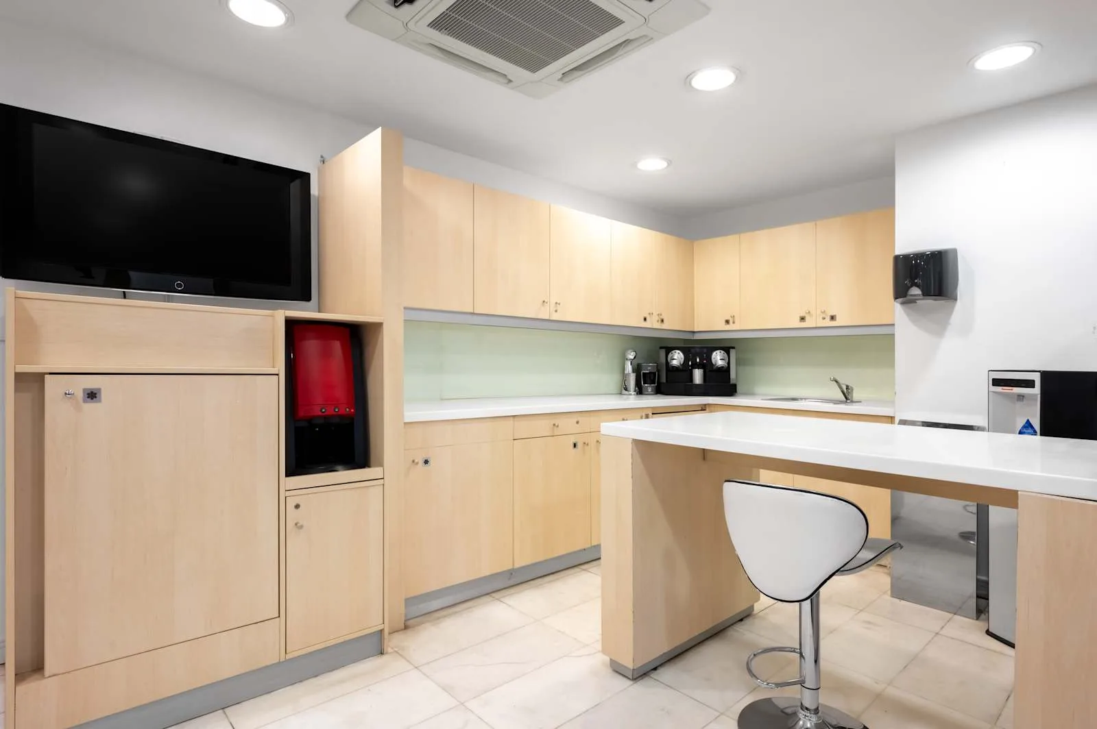Regus ATHENS, City Centre, Kitchen, Athens